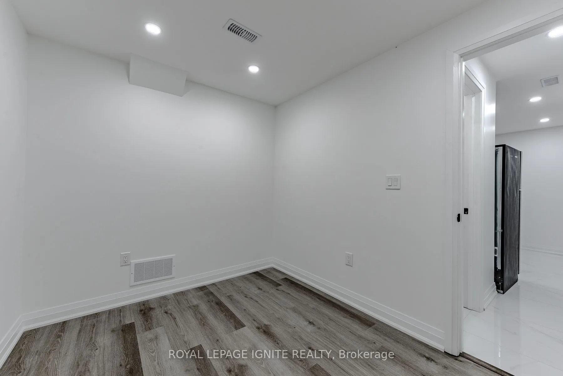 4 Drayton Crescent