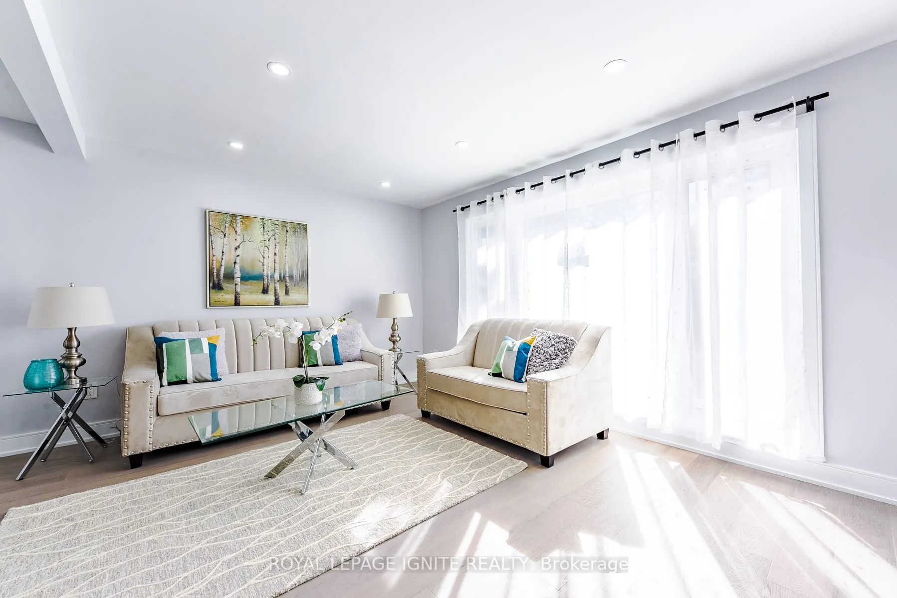 4 Drayton Crescent