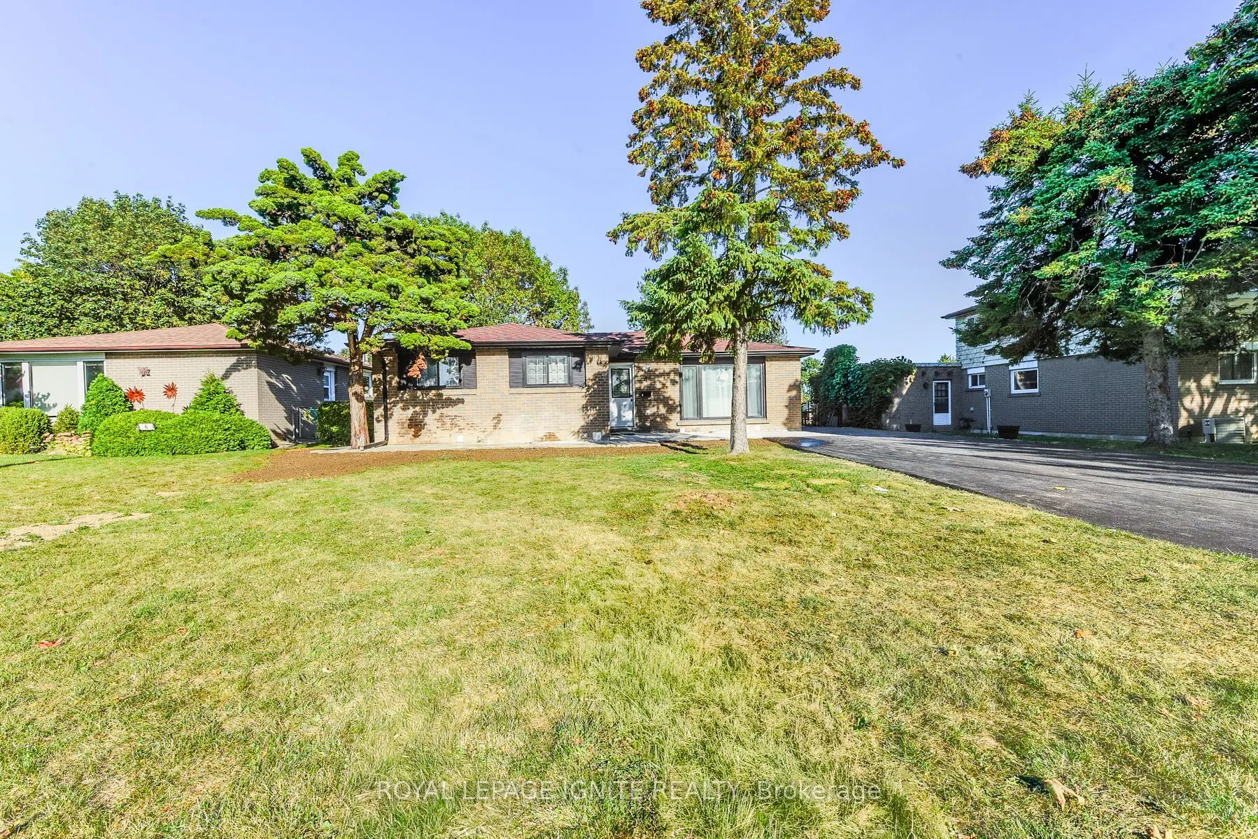 4 Drayton Crescent