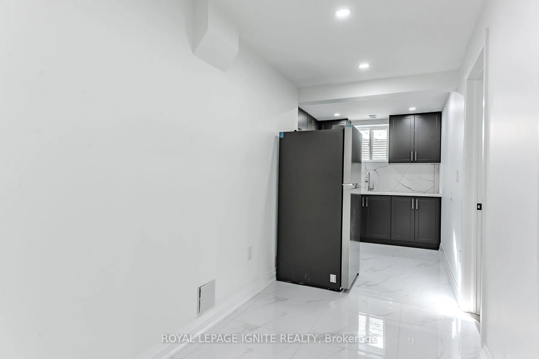 4 Drayton Crescent