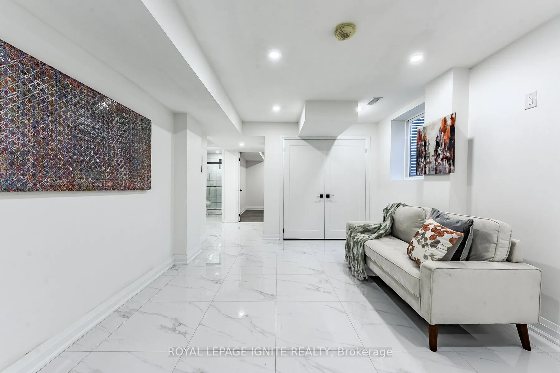 4 Drayton Crescent