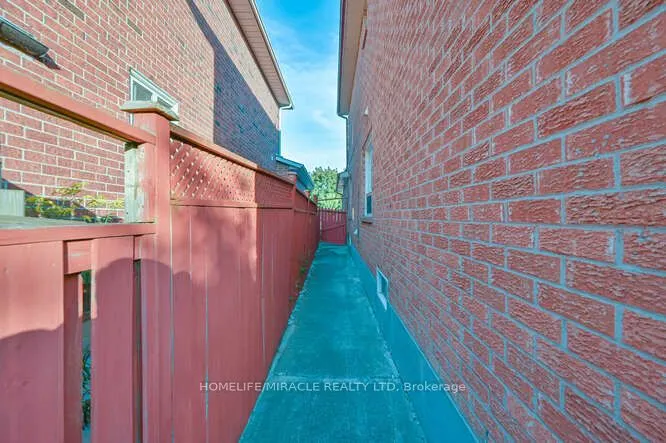 66 Metzak Drive