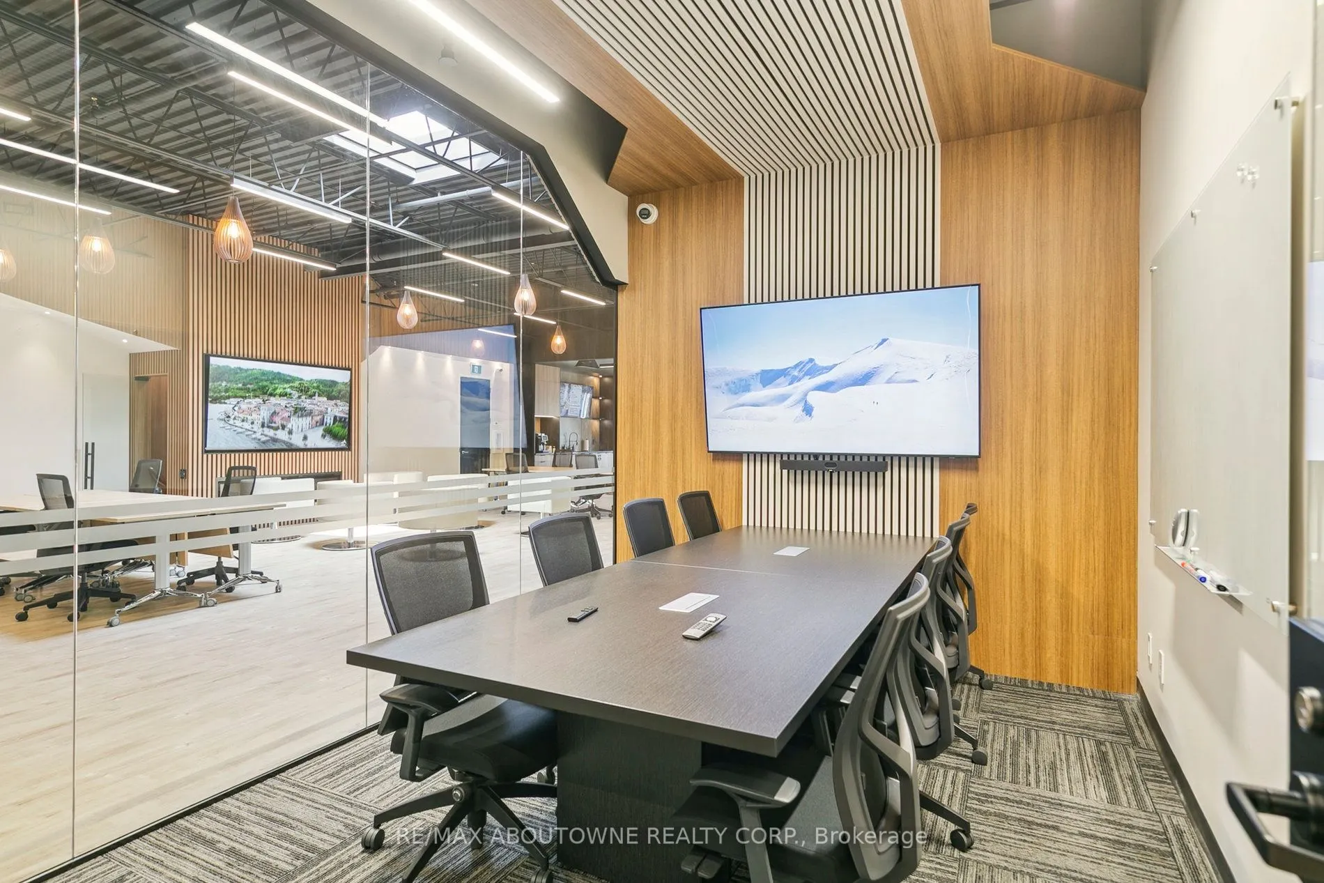 320 Matheson Boulevard W, #211-B