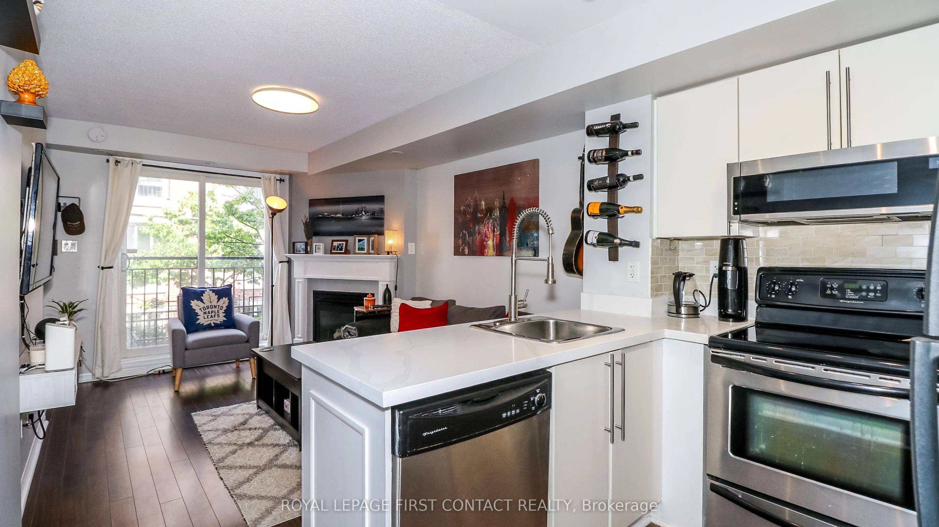 10 Laidlaw Street, #719