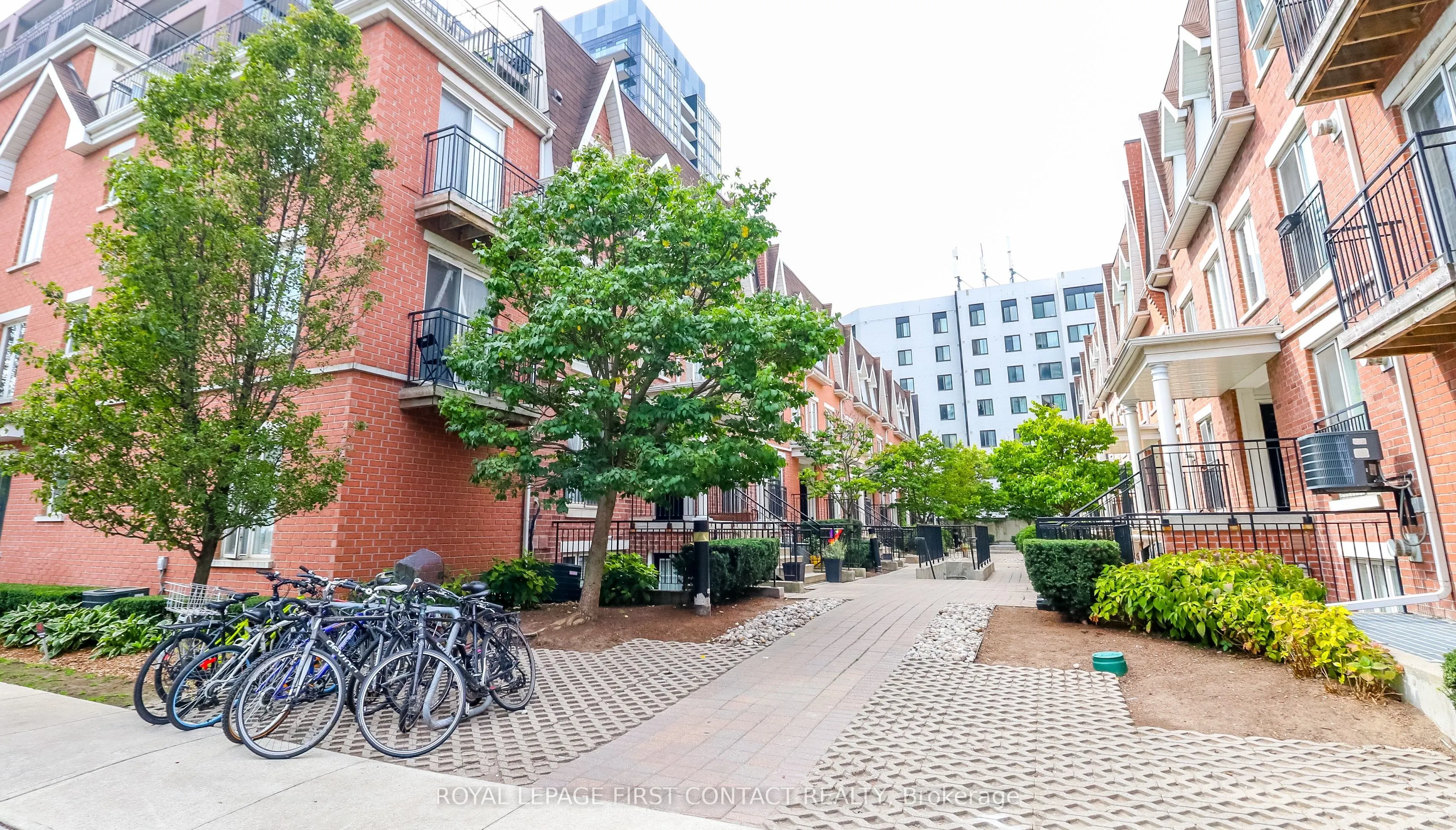 10 Laidlaw Street, #719