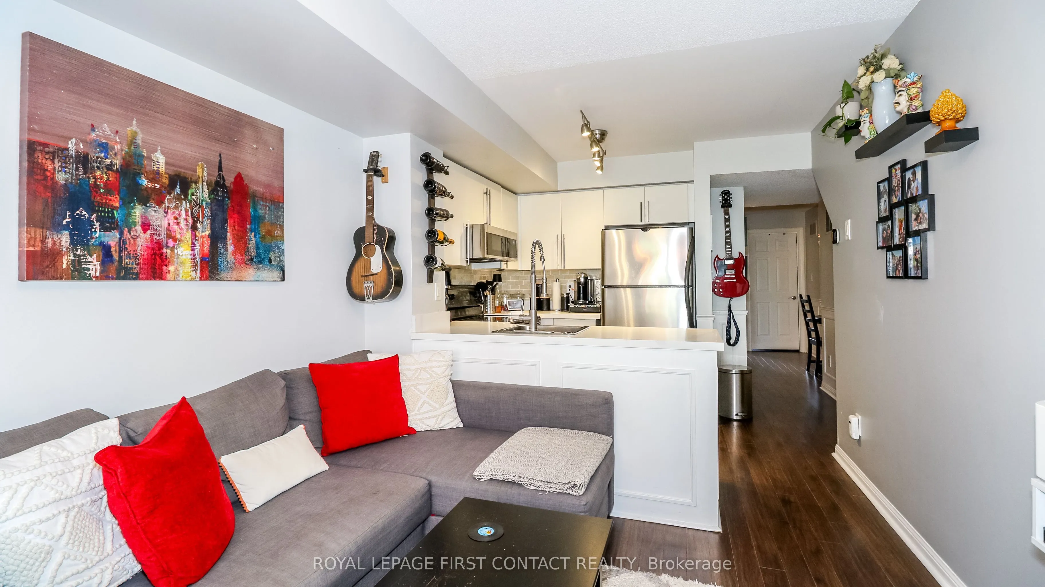 10 Laidlaw Street, #719