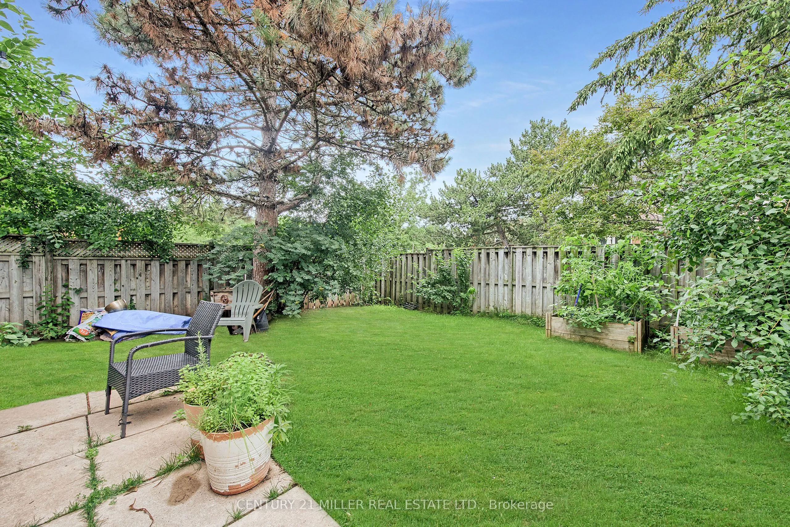 1165 Leewood Drive