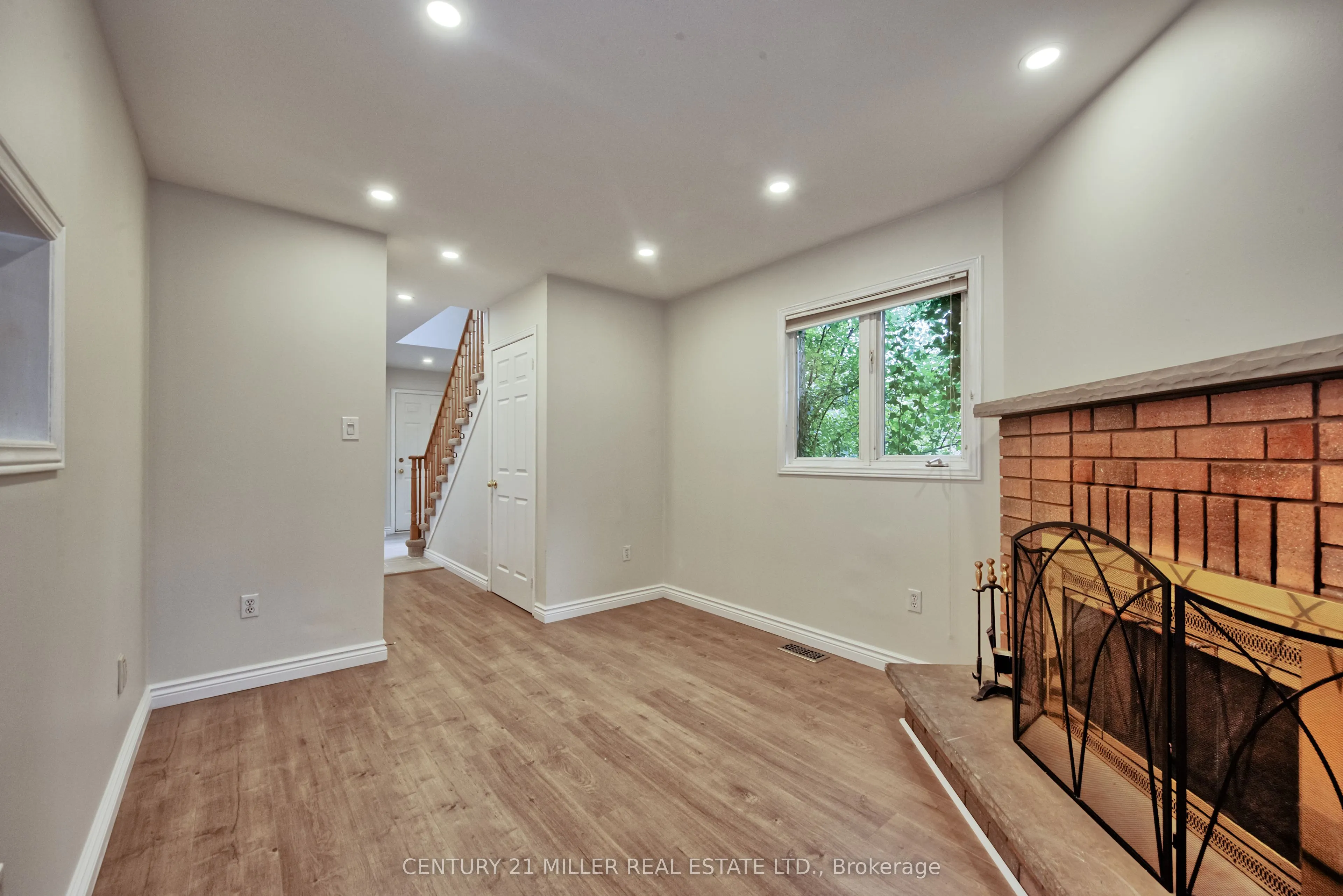 1165 Leewood Drive