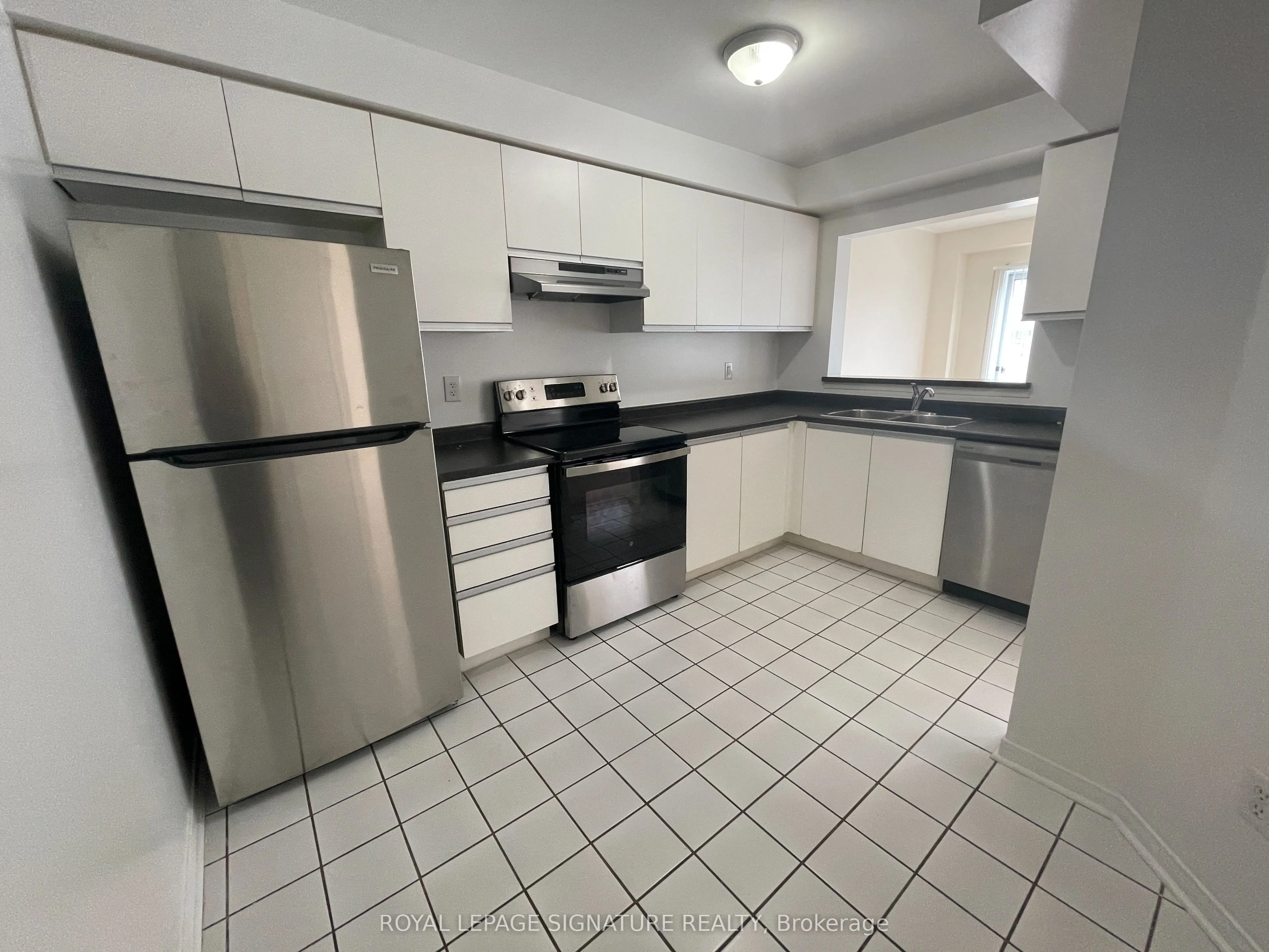 9 Fairglen Avenue, #4