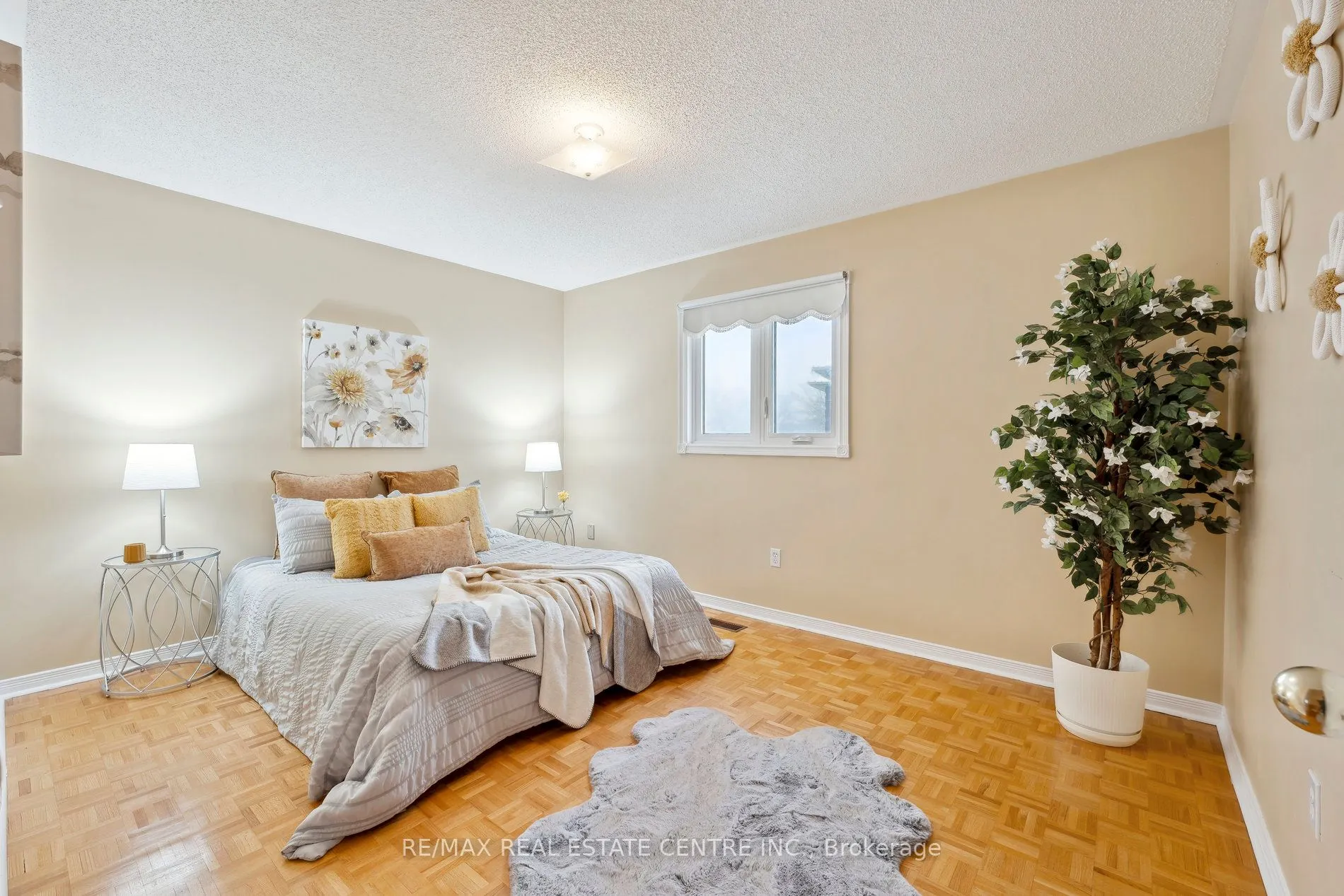 56 Canarvan Court