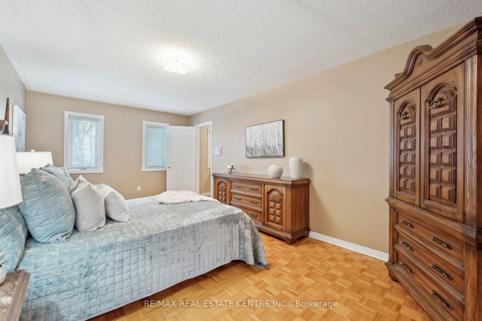 56 Canarvan Court