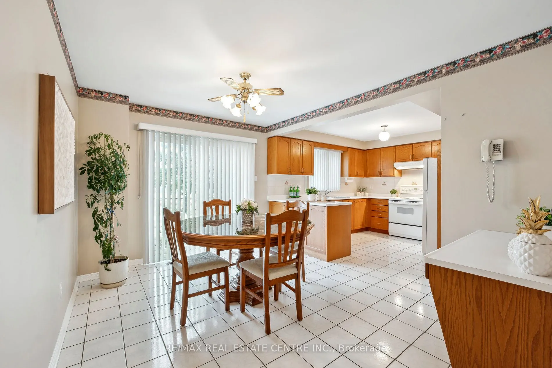 56 Canarvan Court