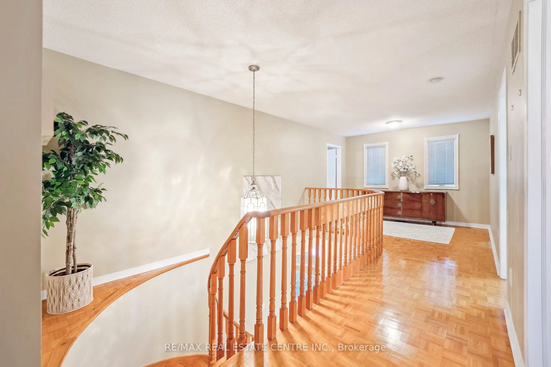 56 Canarvan Court