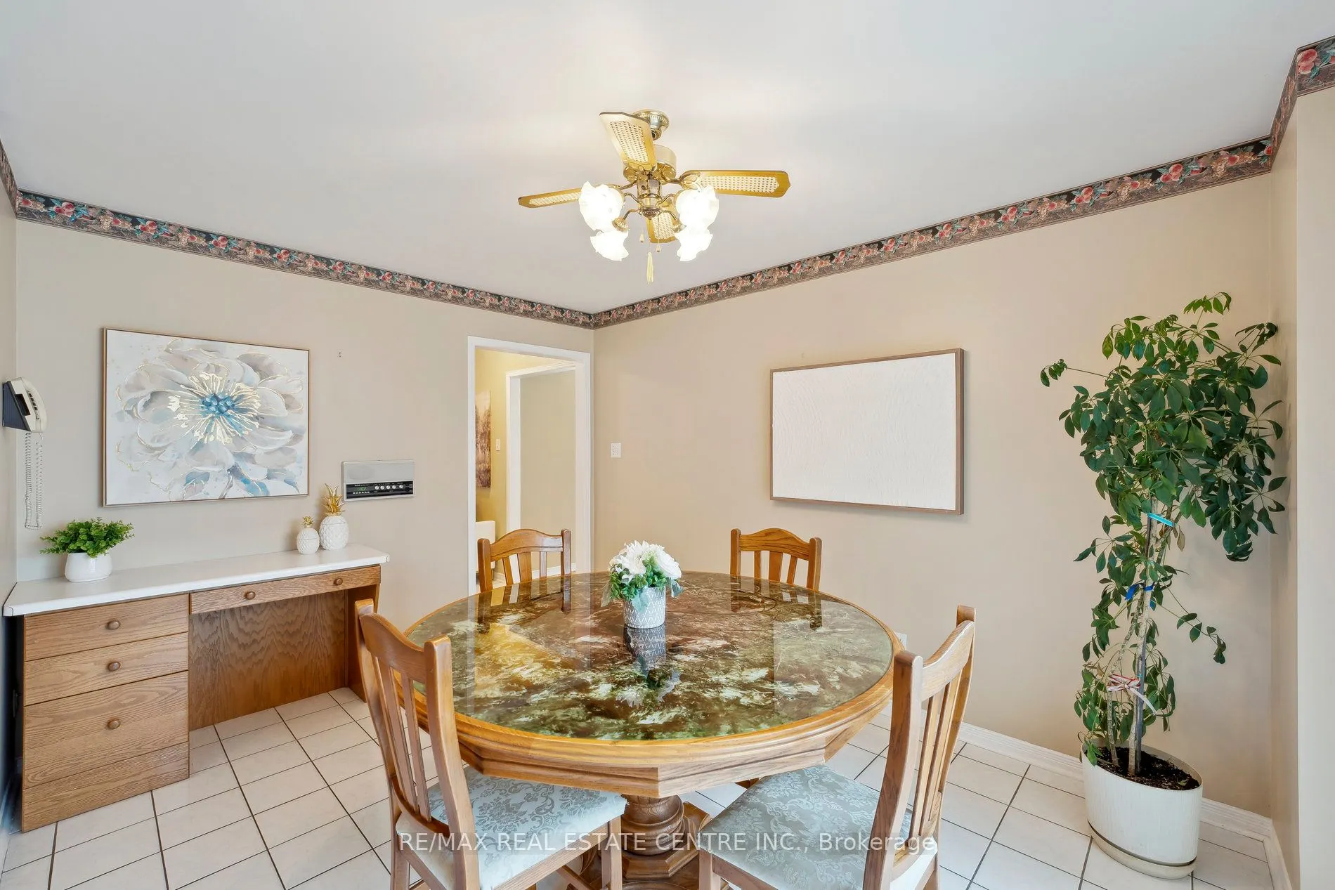 56 Canarvan Court