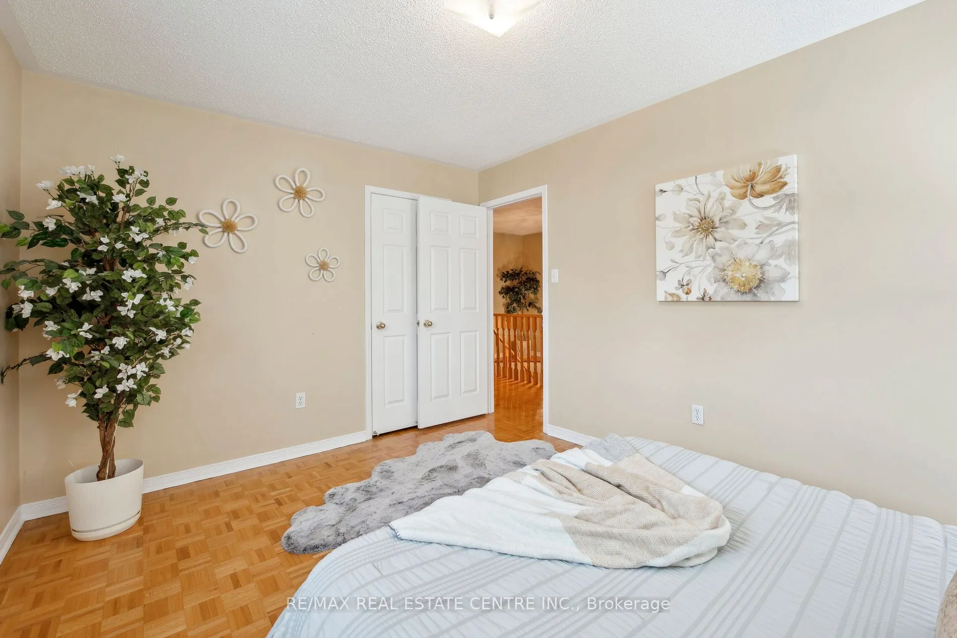 56 Canarvan Court