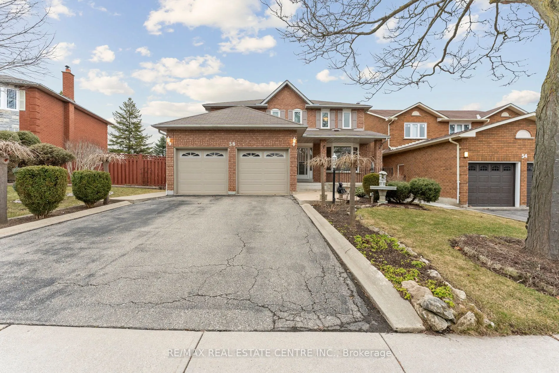 56 Canarvan Court