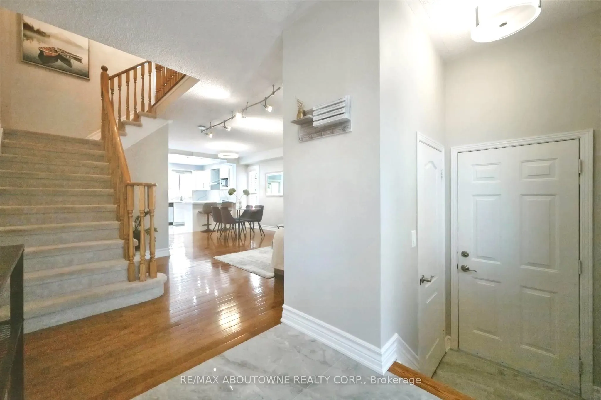 2460 NEWCASTLE Crescent