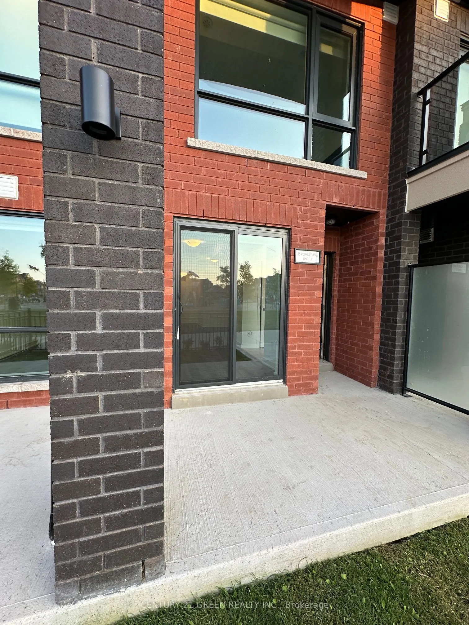 55 Romilly Avenue, #17