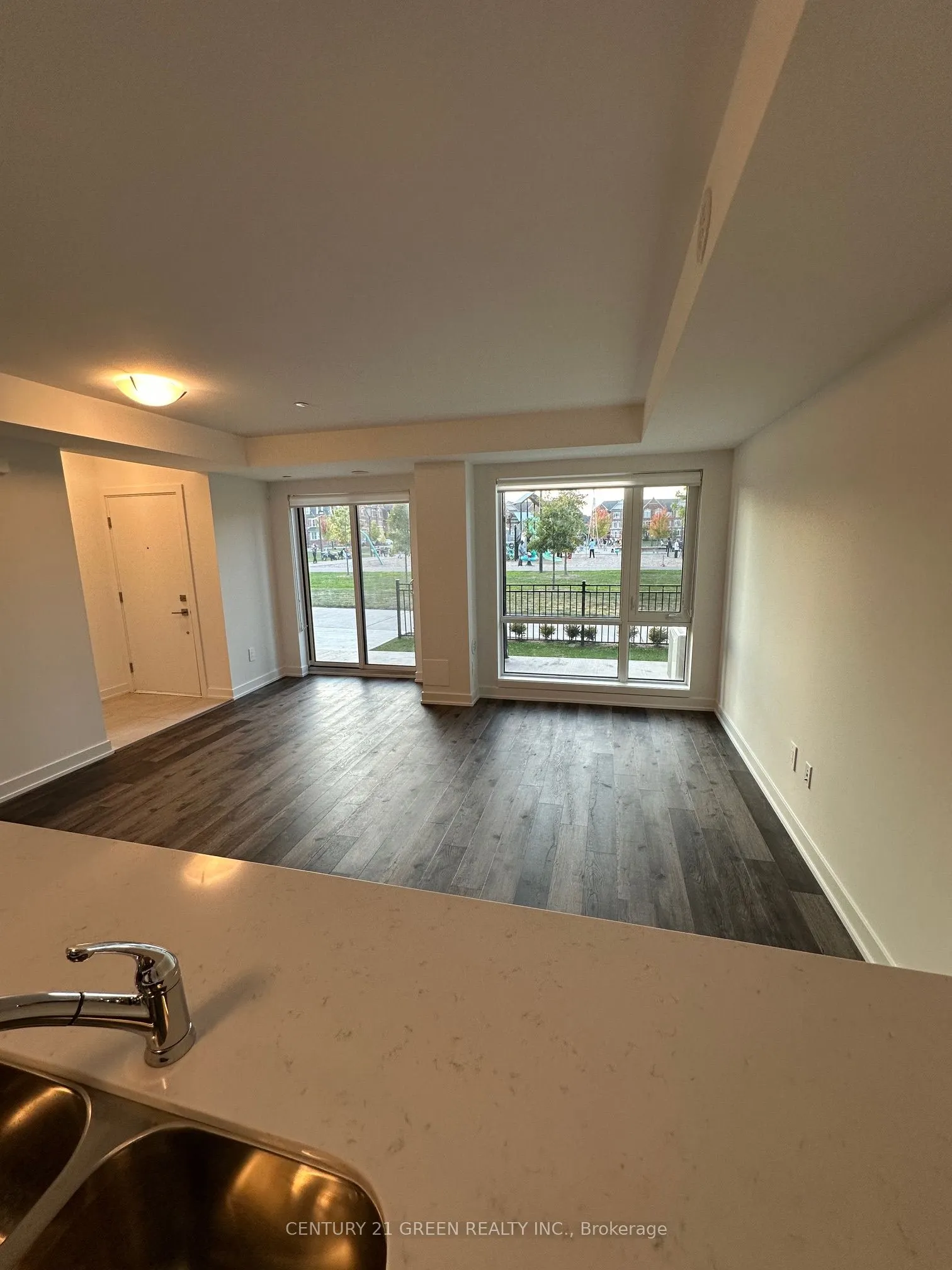 55 Romilly Avenue, #17