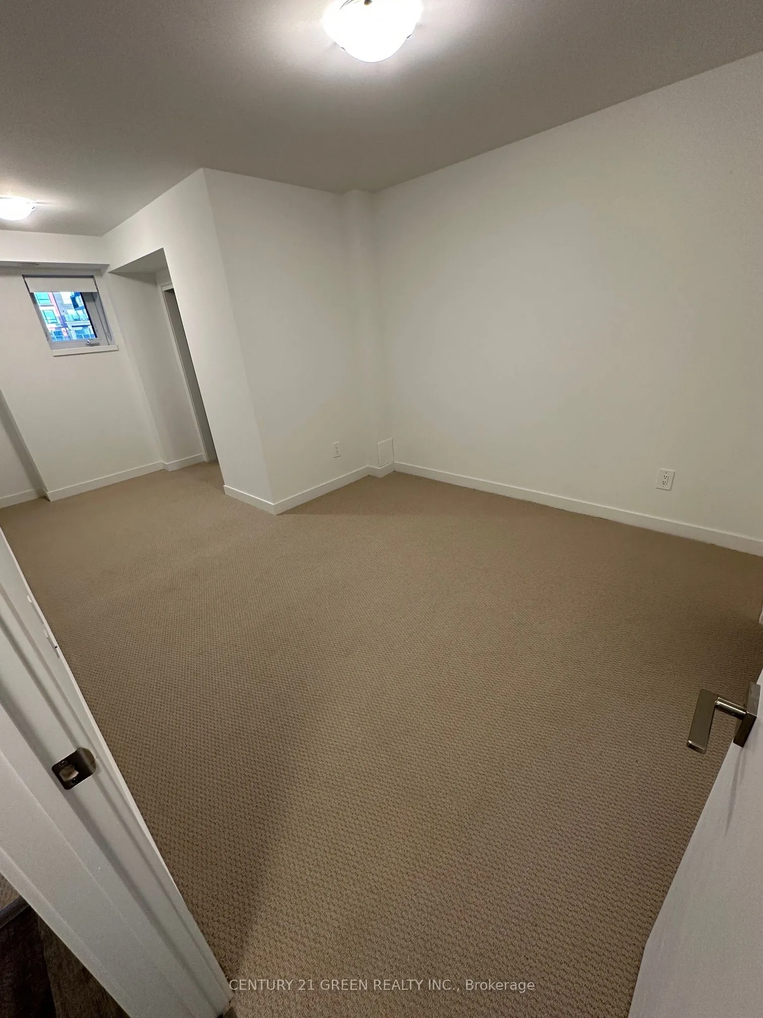 55 Romilly Avenue, #17