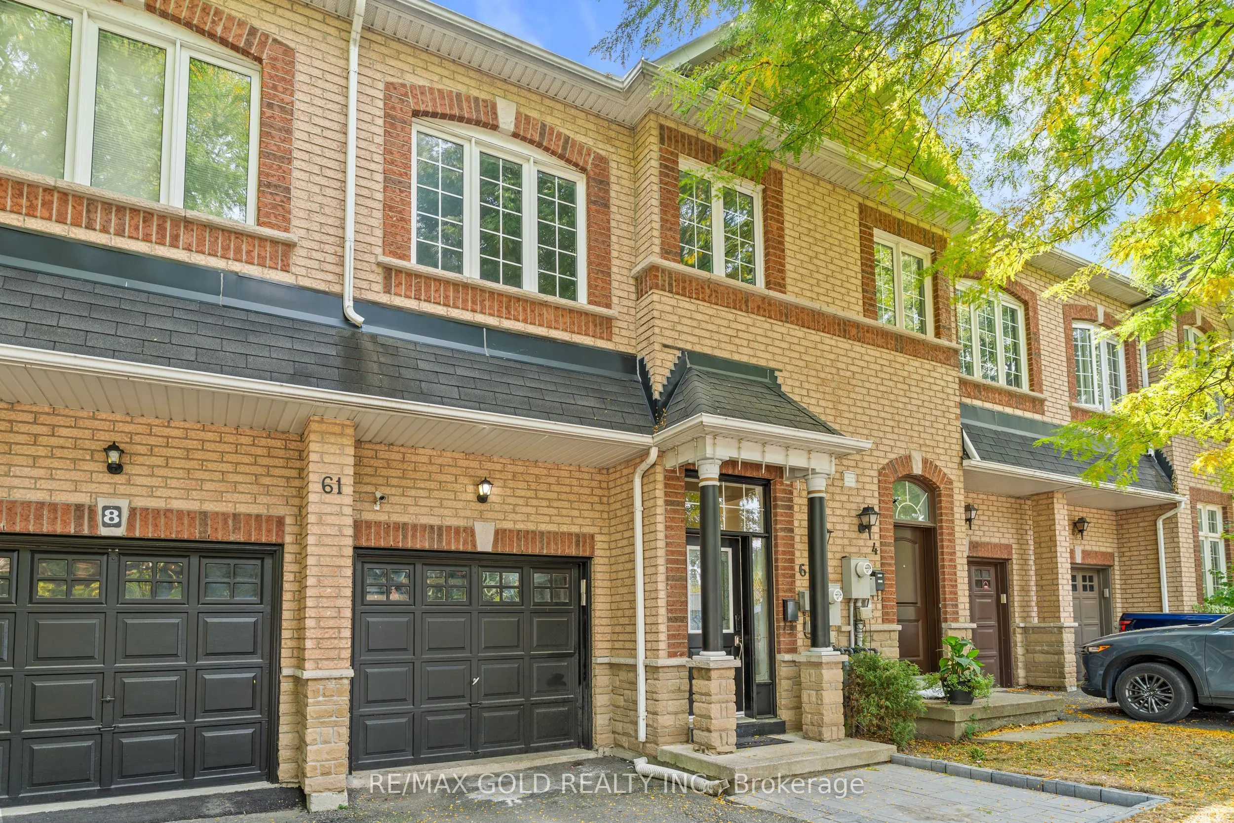 61 Nelson Street W, #6