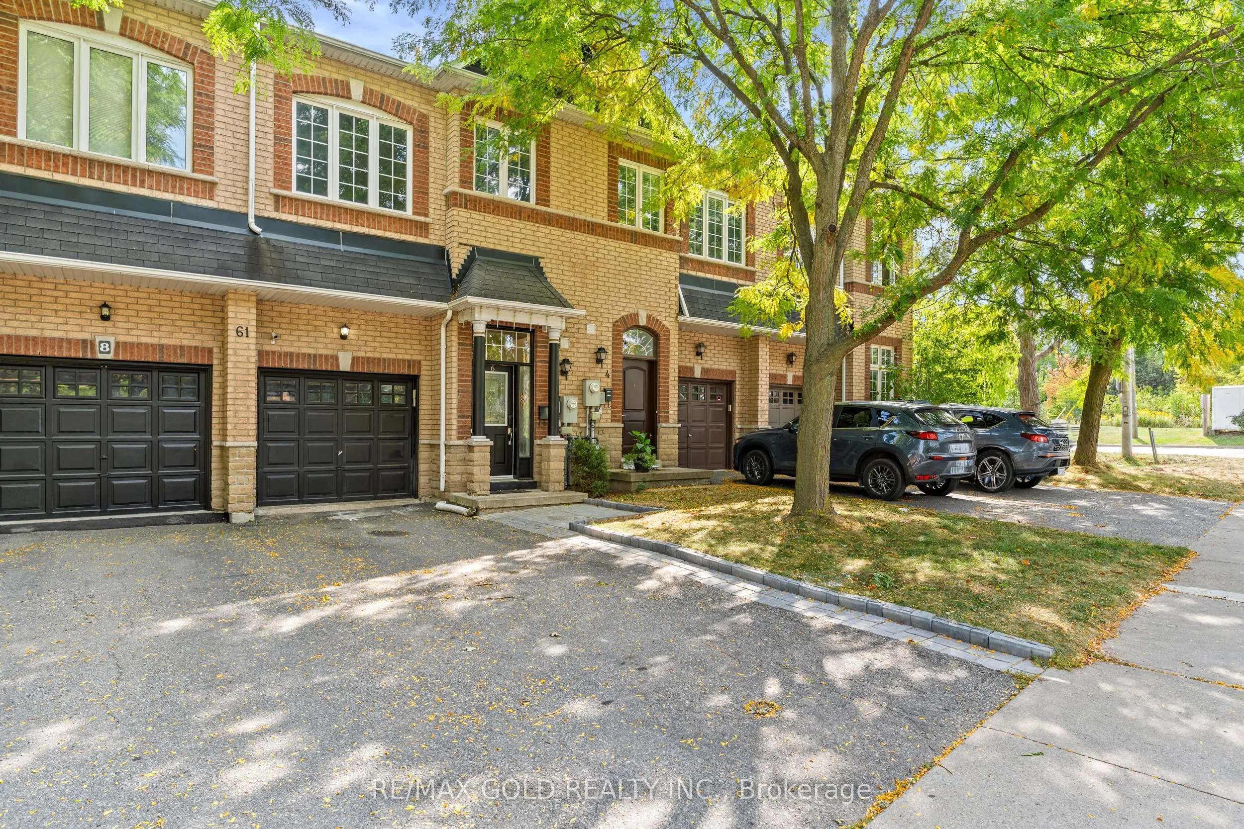 61 Nelson Street W, #6