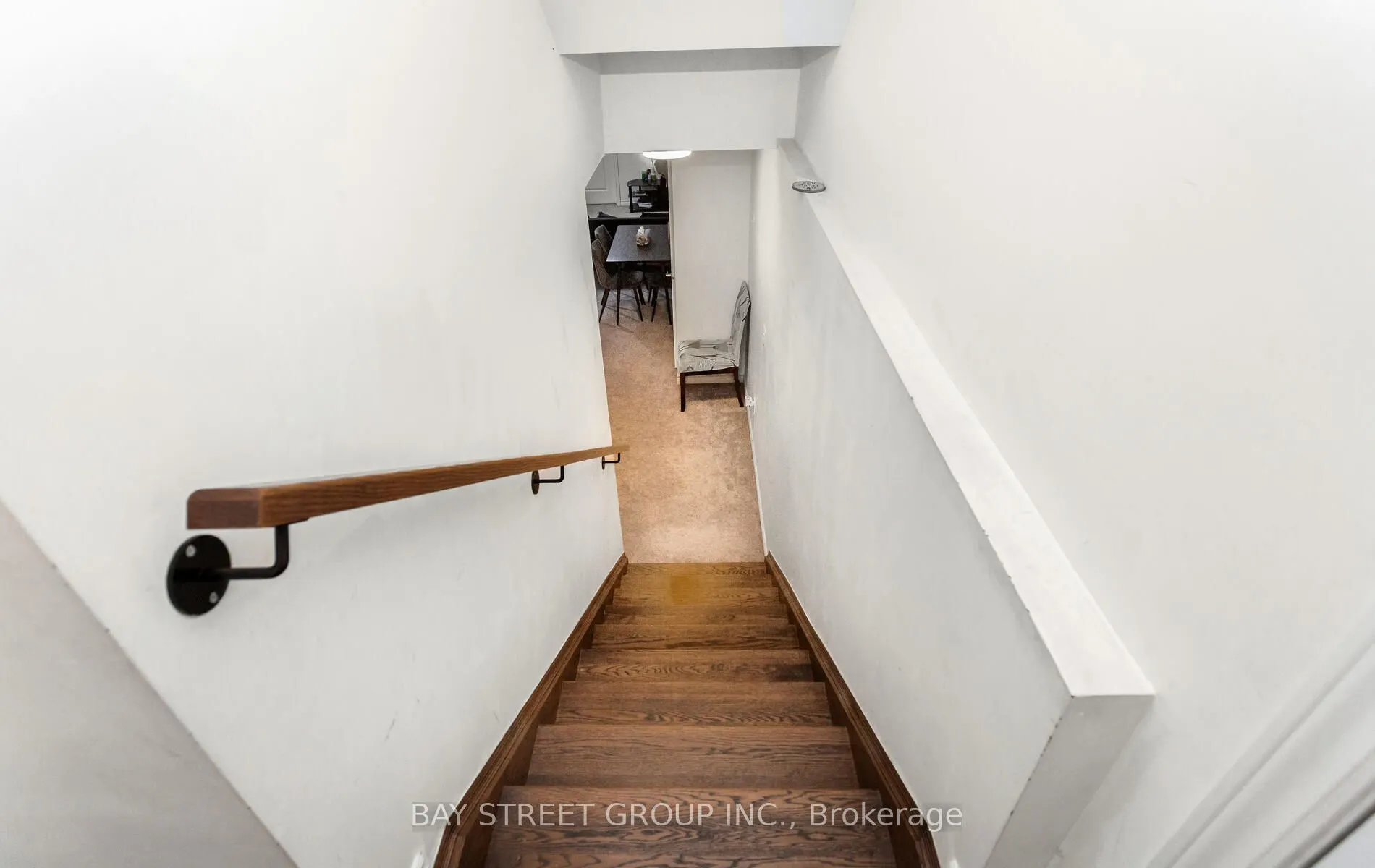 482 Parent Place