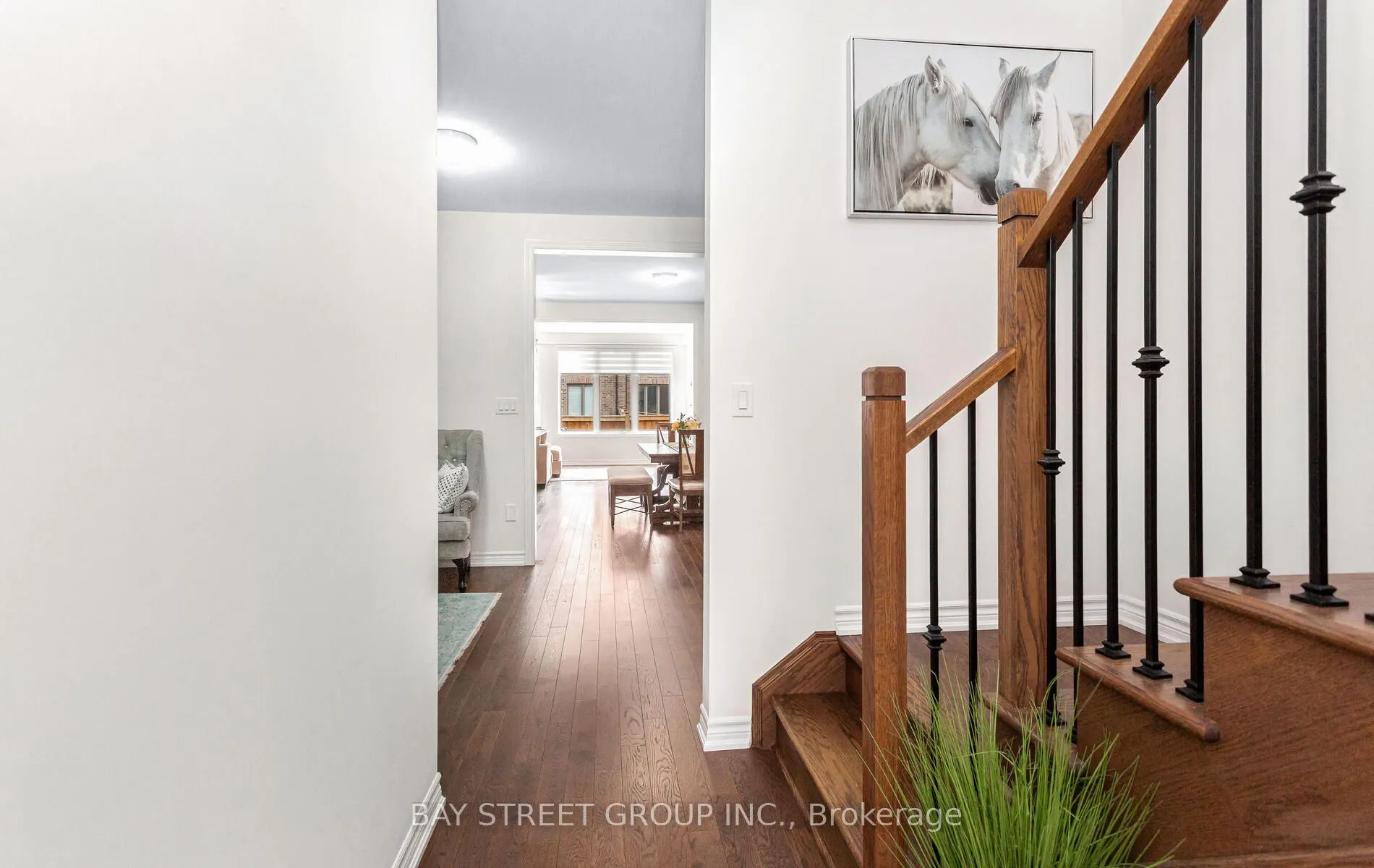 482 Parent Place