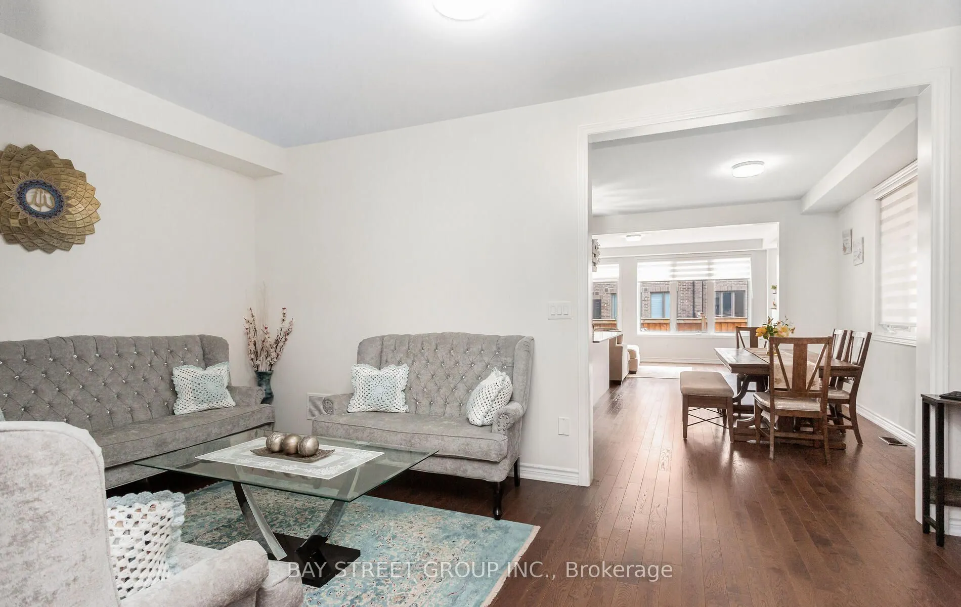 482 Parent Place