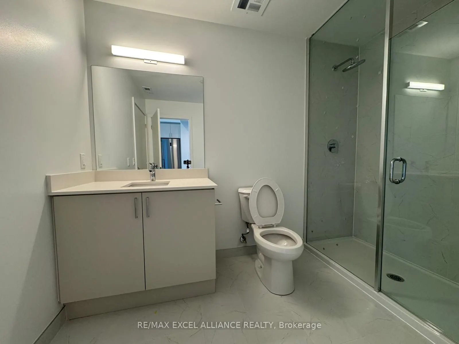 1005 Dundas Street E, #718