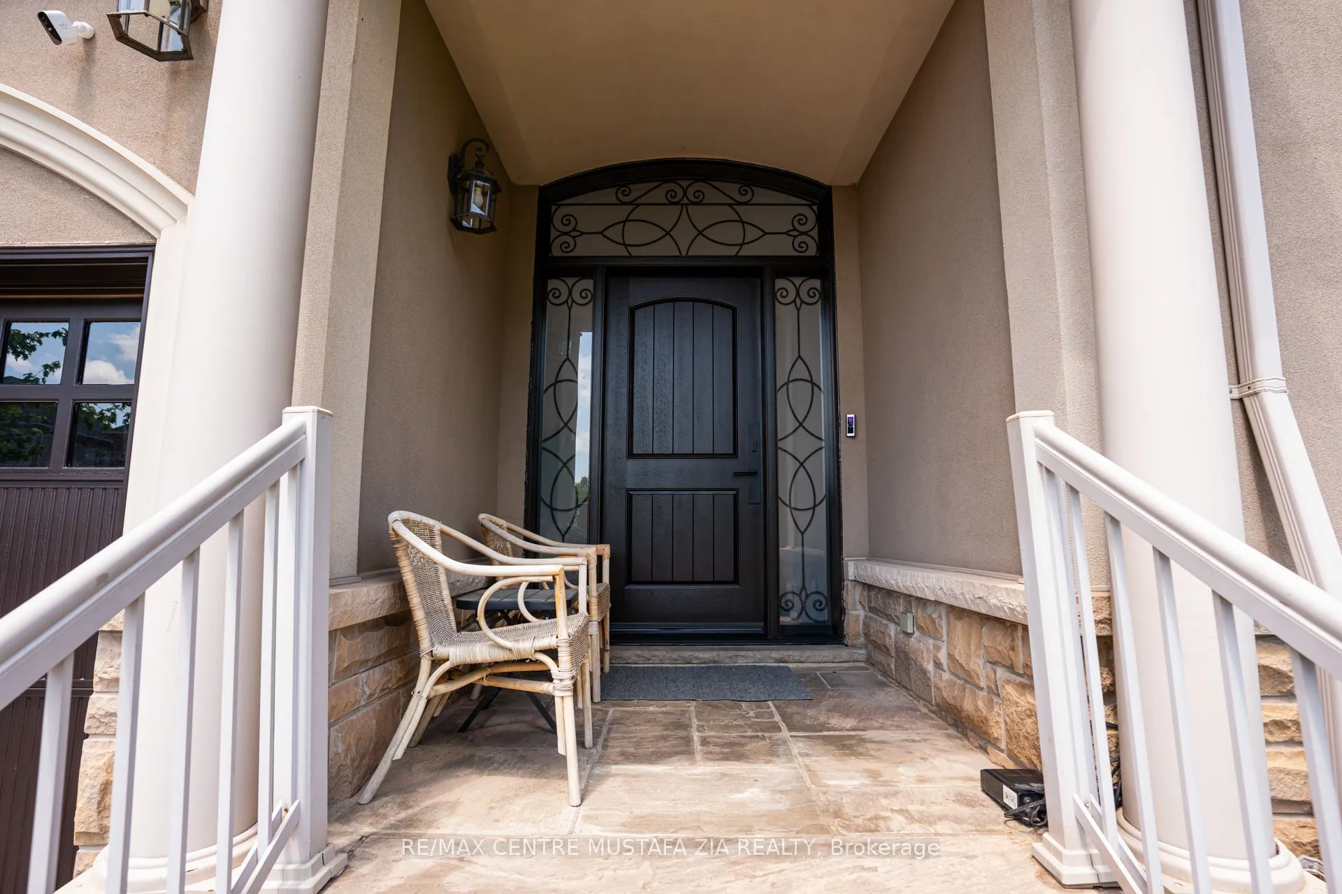 2522 Lyndhurst Drive