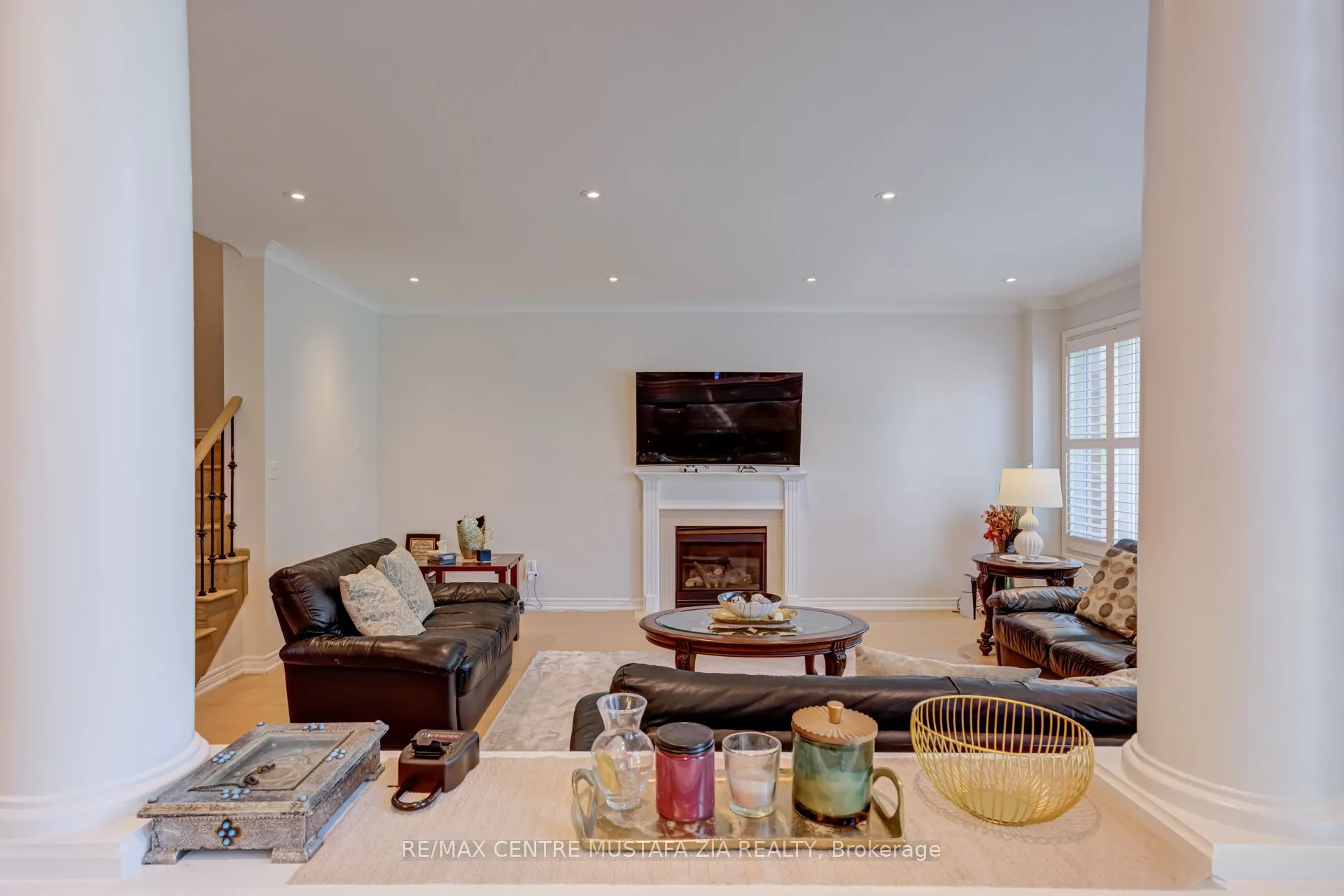 2522 Lyndhurst Drive