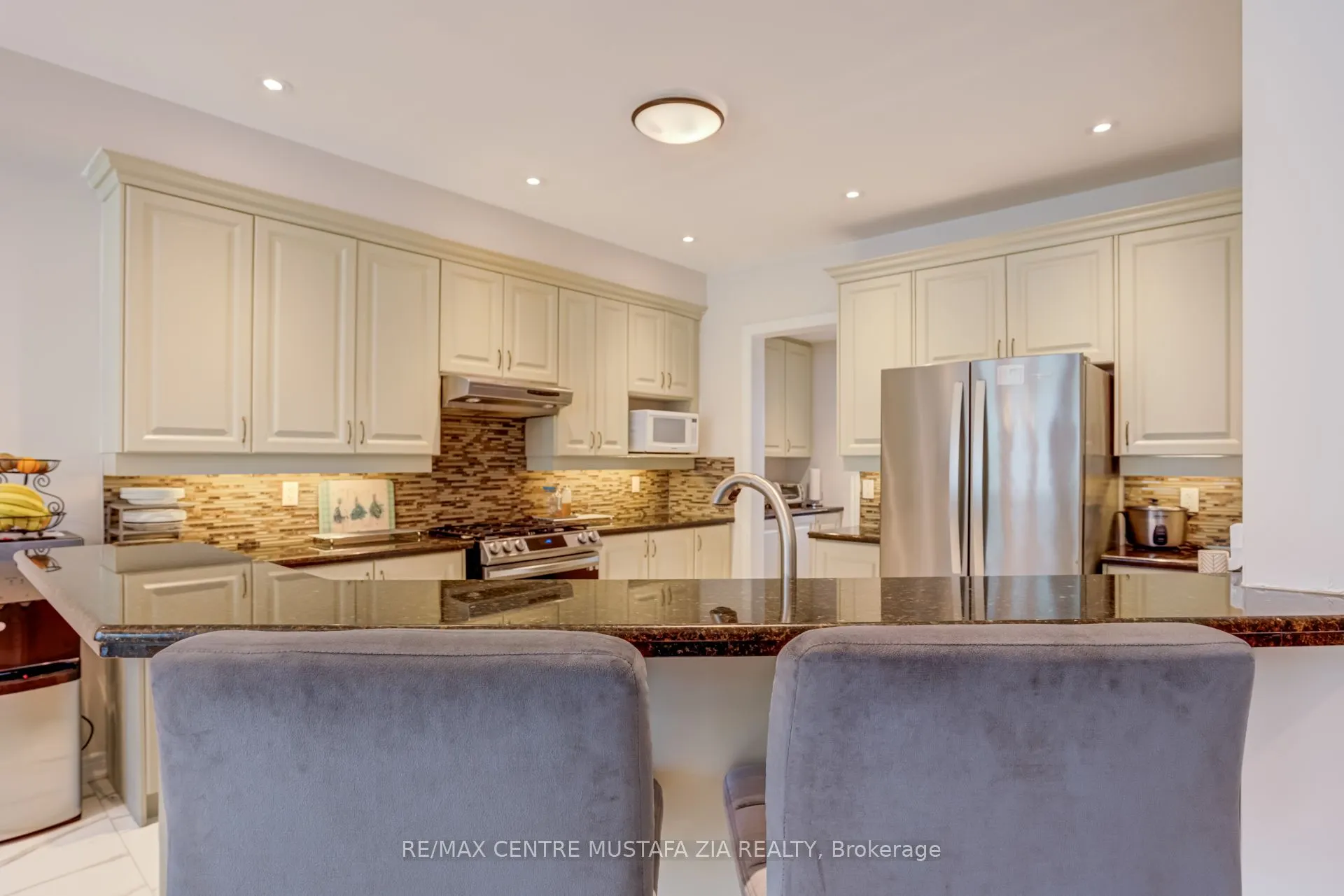 2522 Lyndhurst Drive