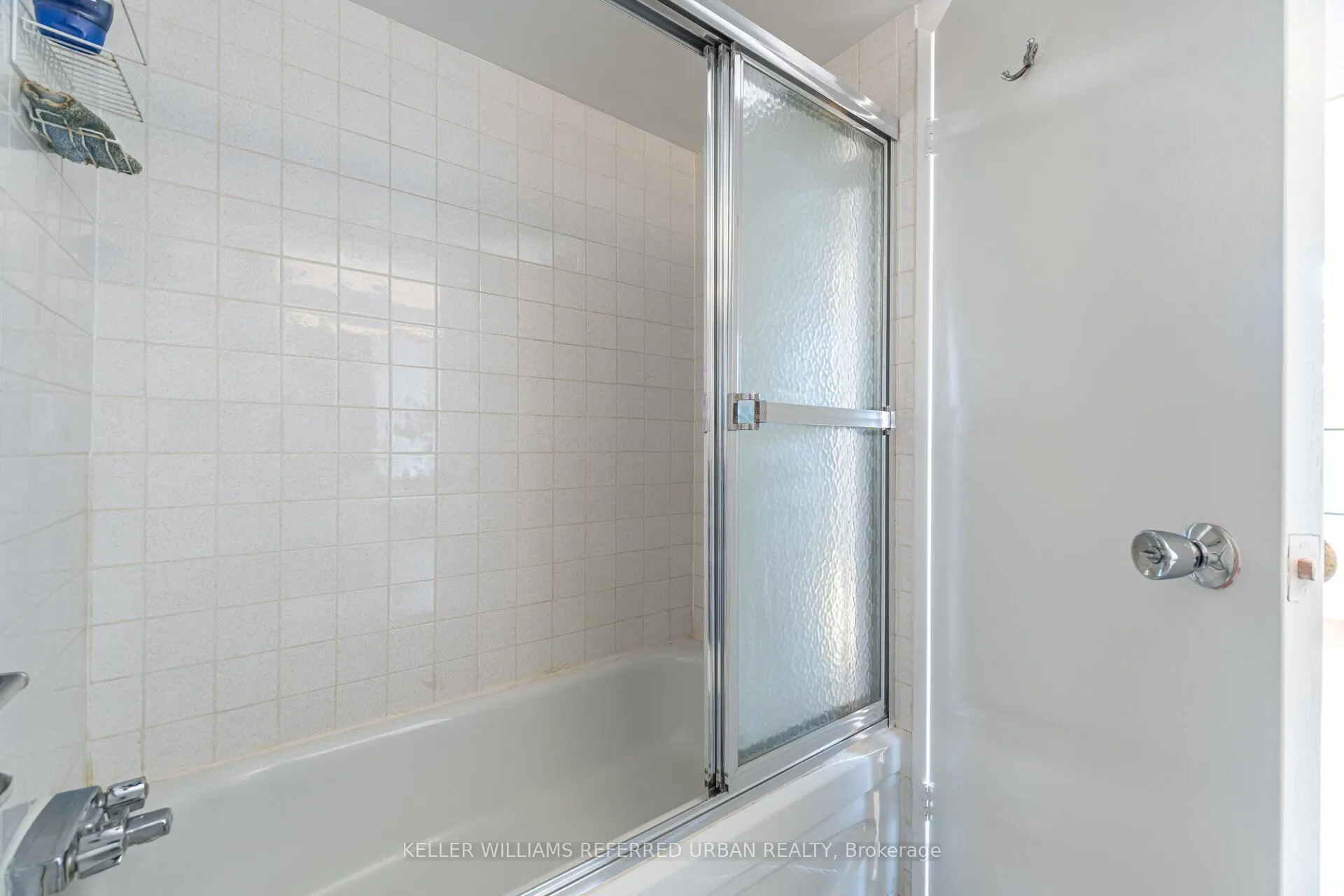 1515 Lakeshore Road E, #404