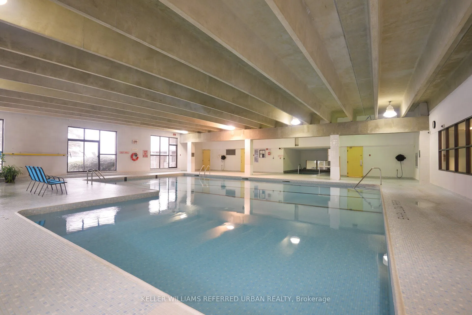 1515 Lakeshore Road E, #404