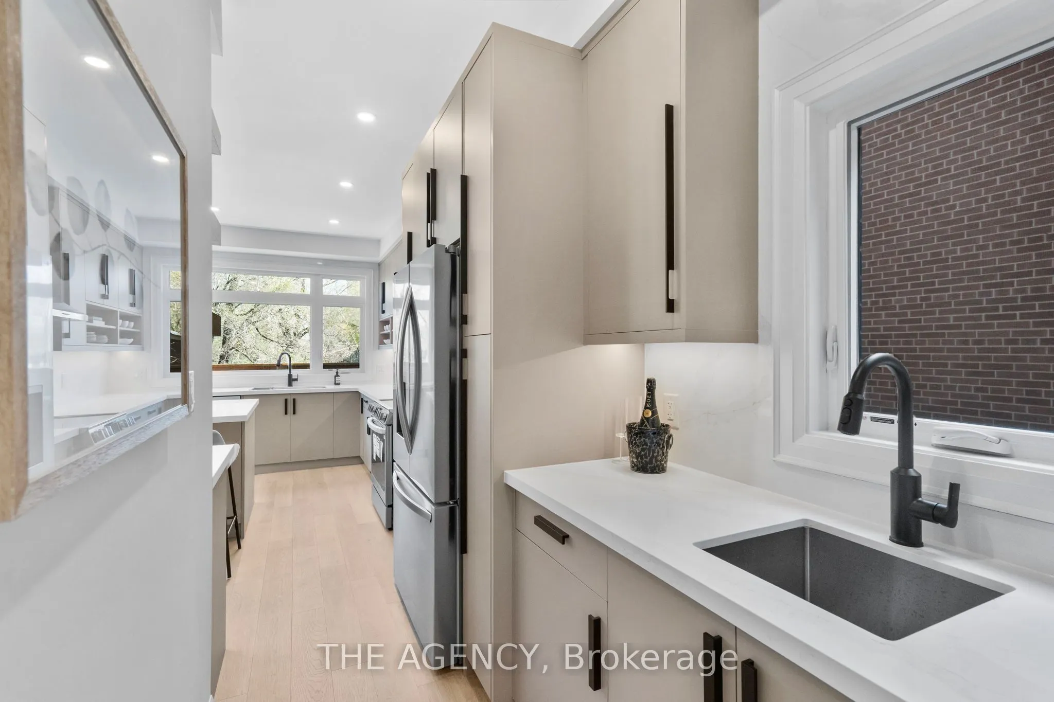 41 St Andrews Boulevard