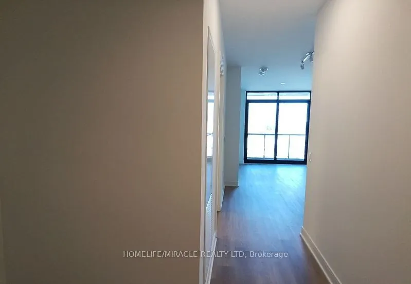86 Dundas Street, #625