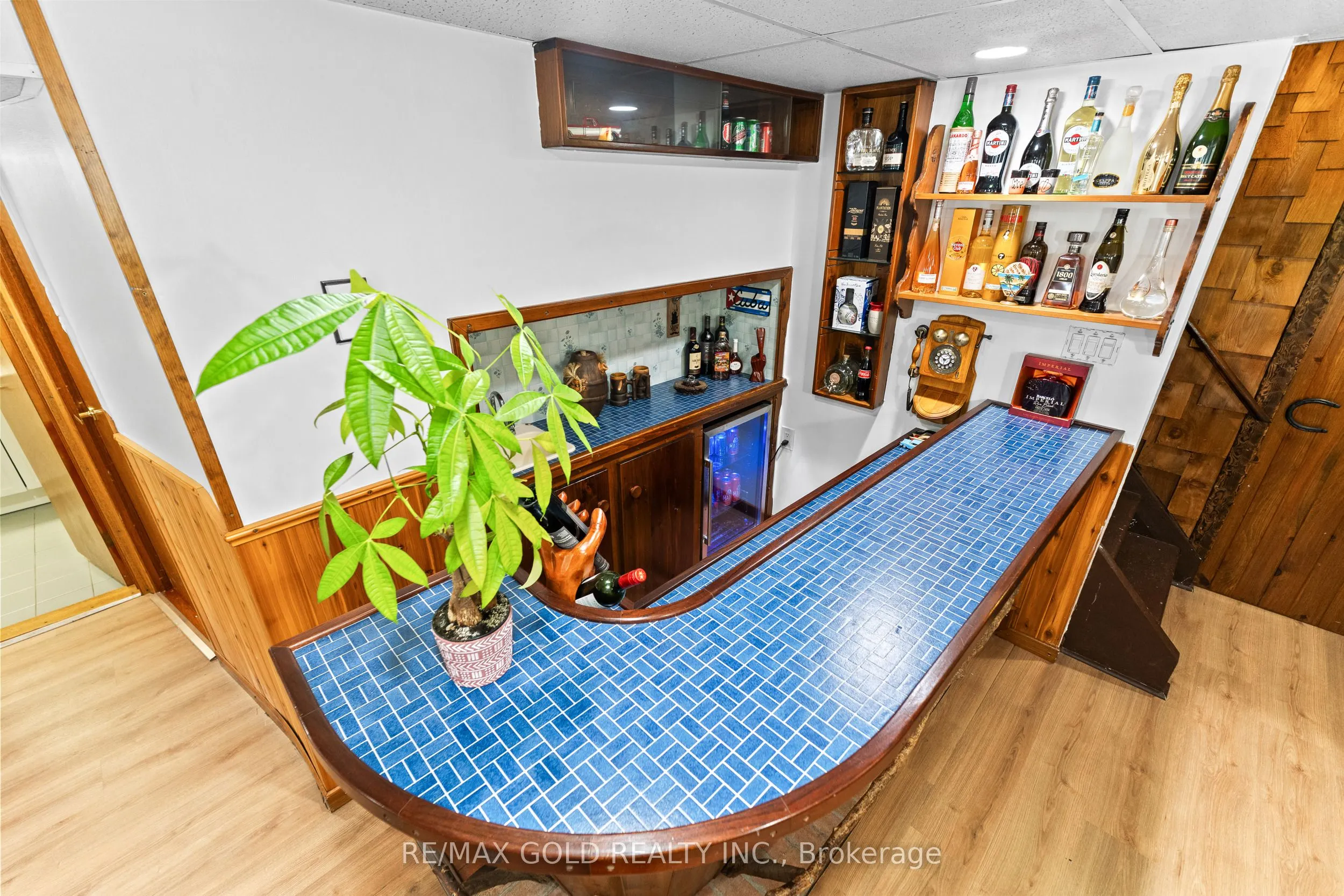 27 Burgby Avenue