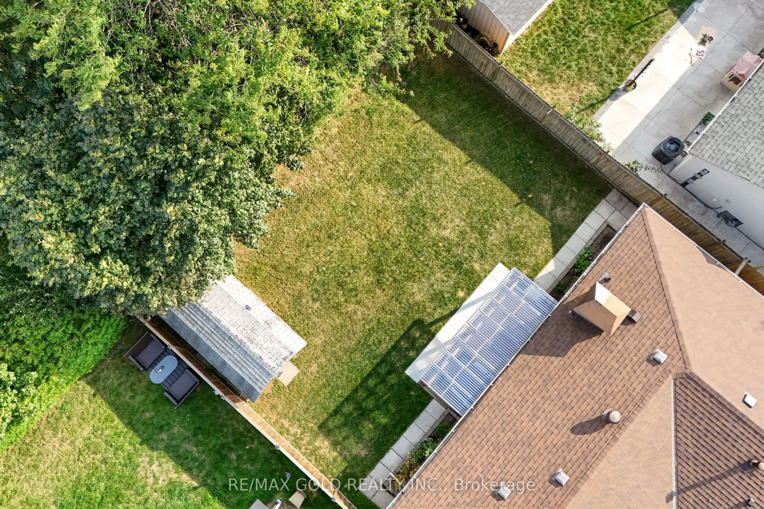 27 Burgby Avenue