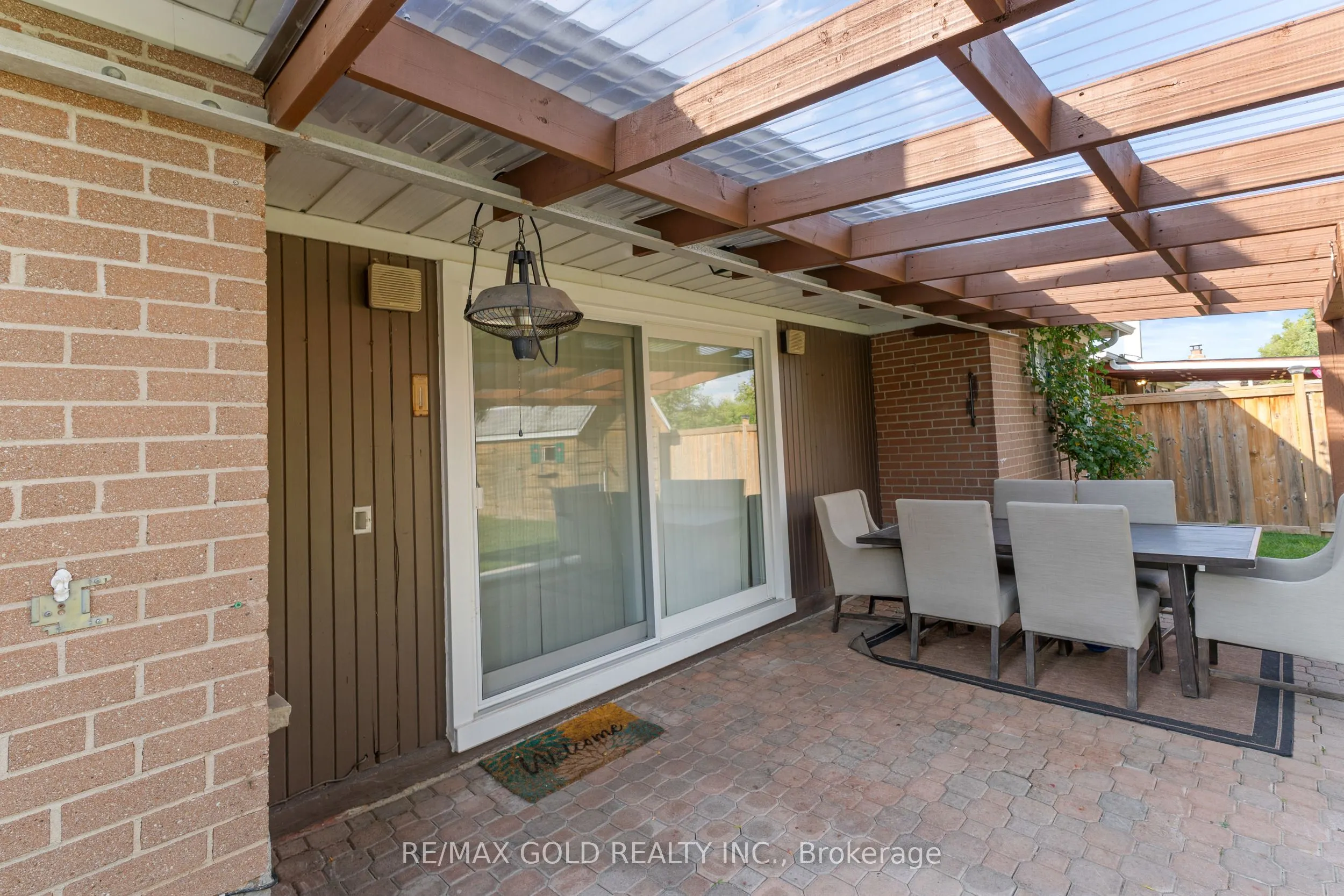 27 Burgby Avenue