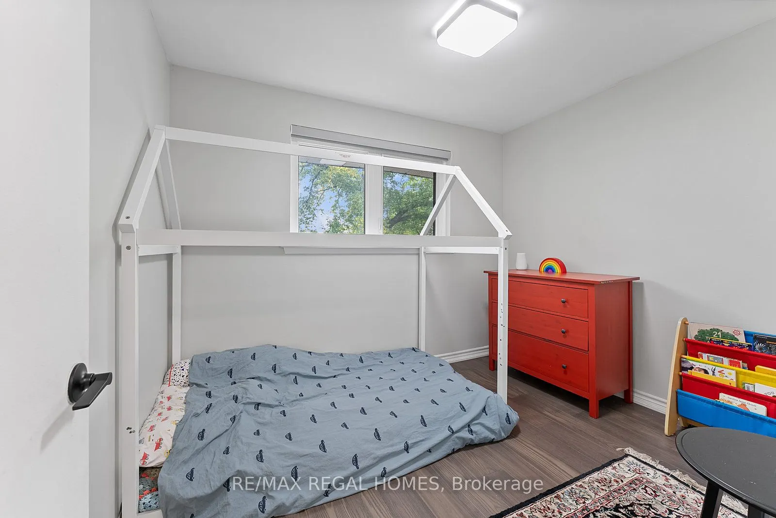 2515 Padstow Crescent
