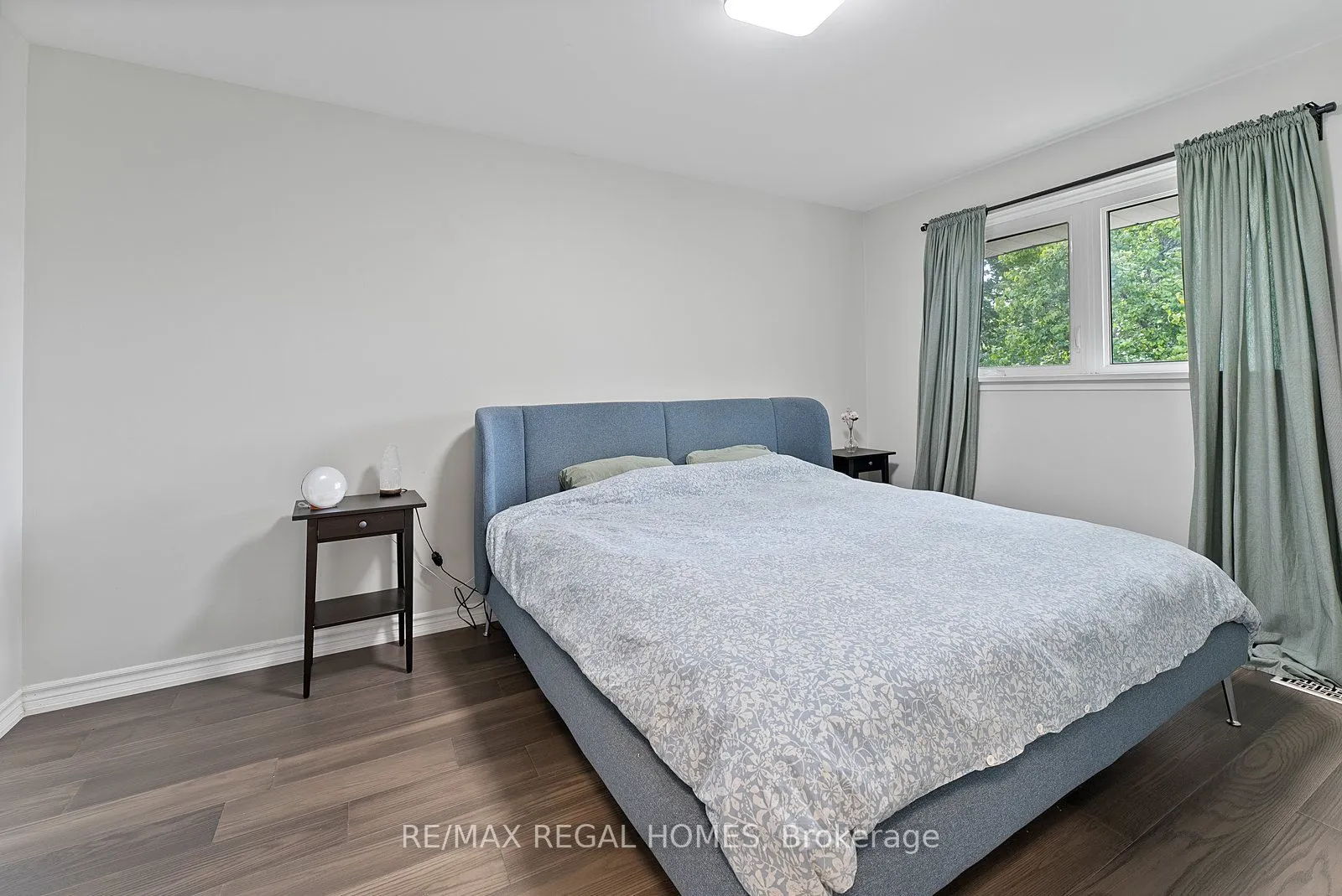 2515 Padstow Crescent