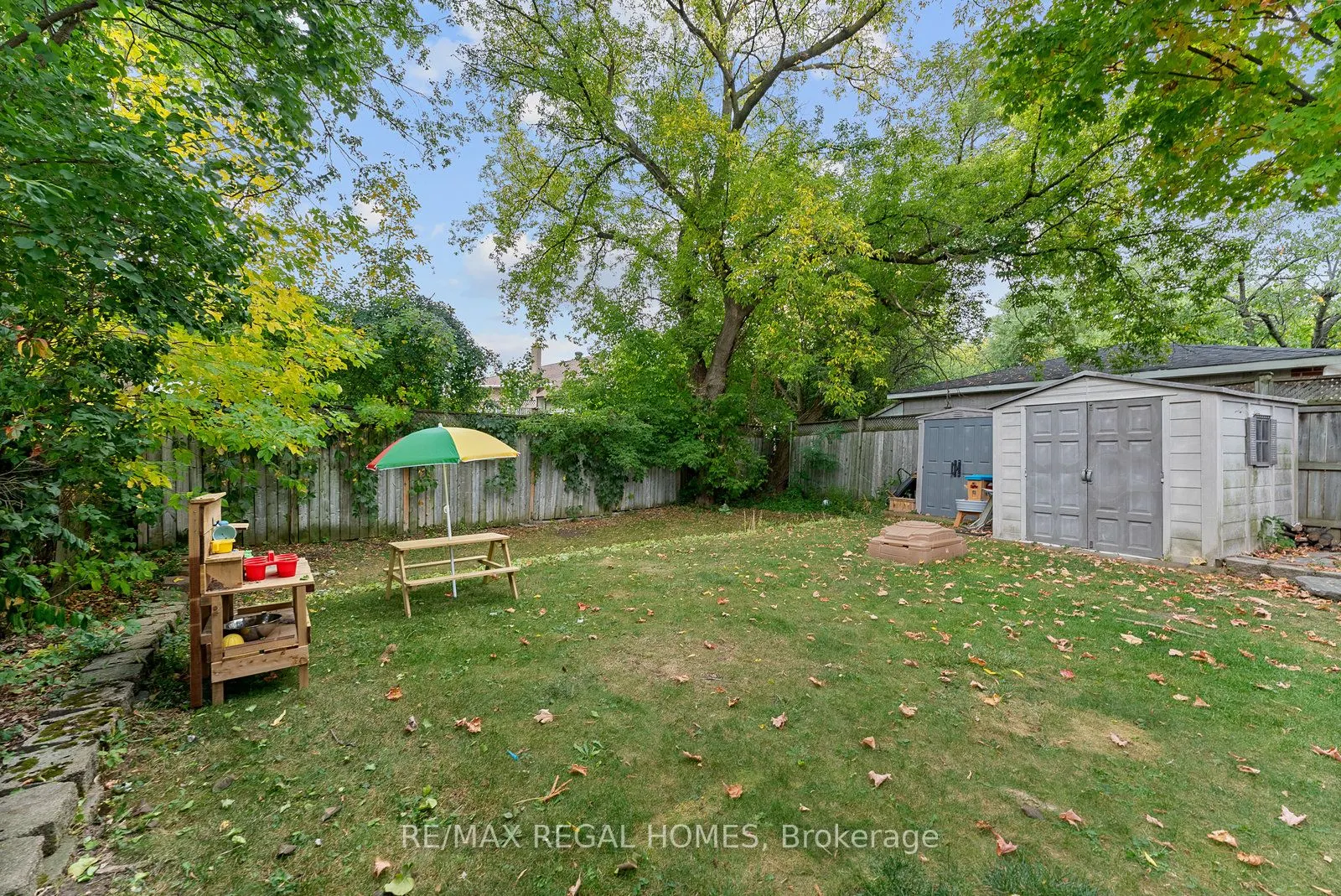 2515 Padstow Crescent