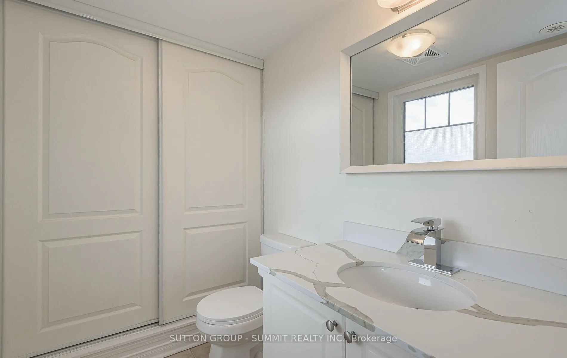 3088 Thomas Street, #8
