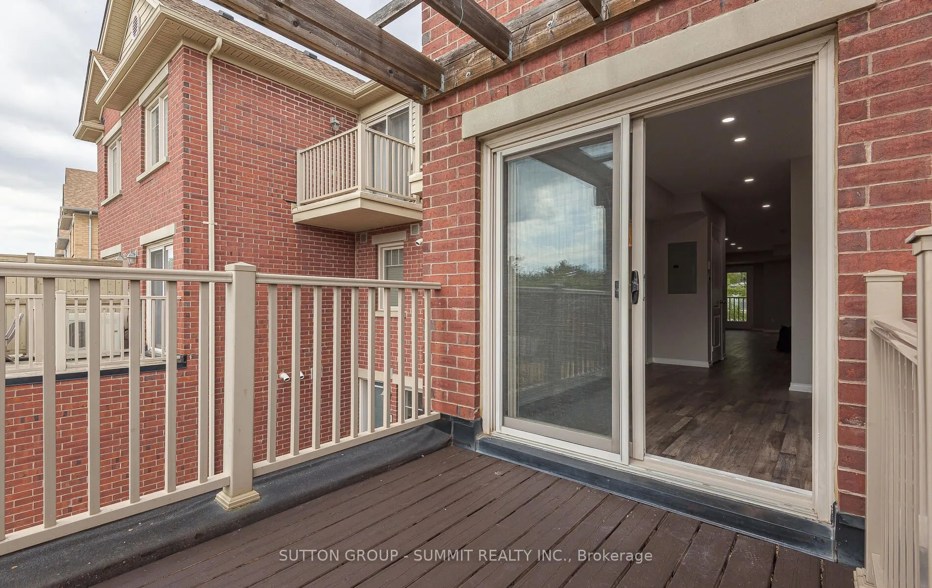 3088 Thomas Street, #8