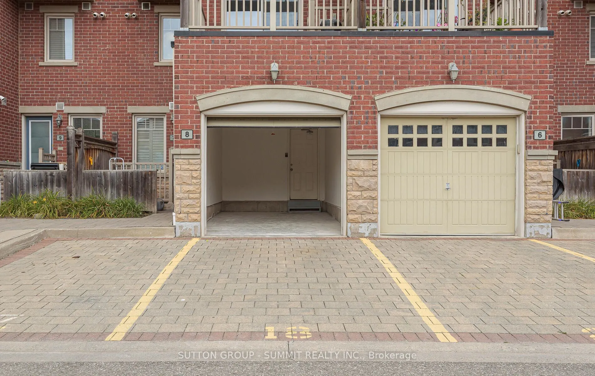 3088 Thomas Street, #8