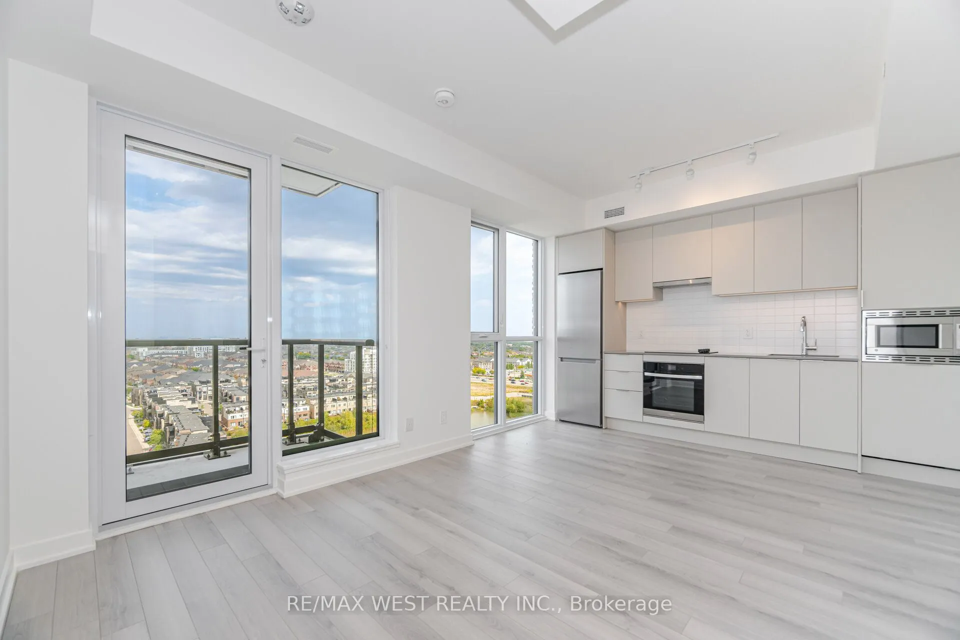 3079 Trafalgar Road, #1508