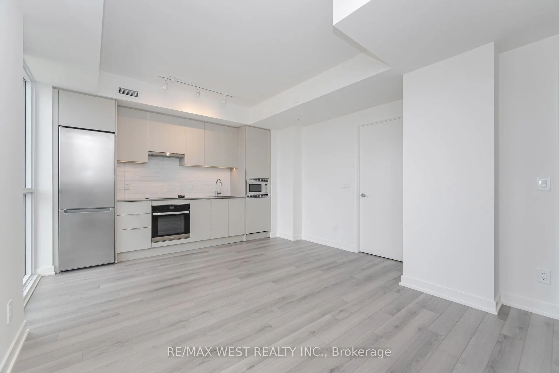 3079 Trafalgar Road, #1508