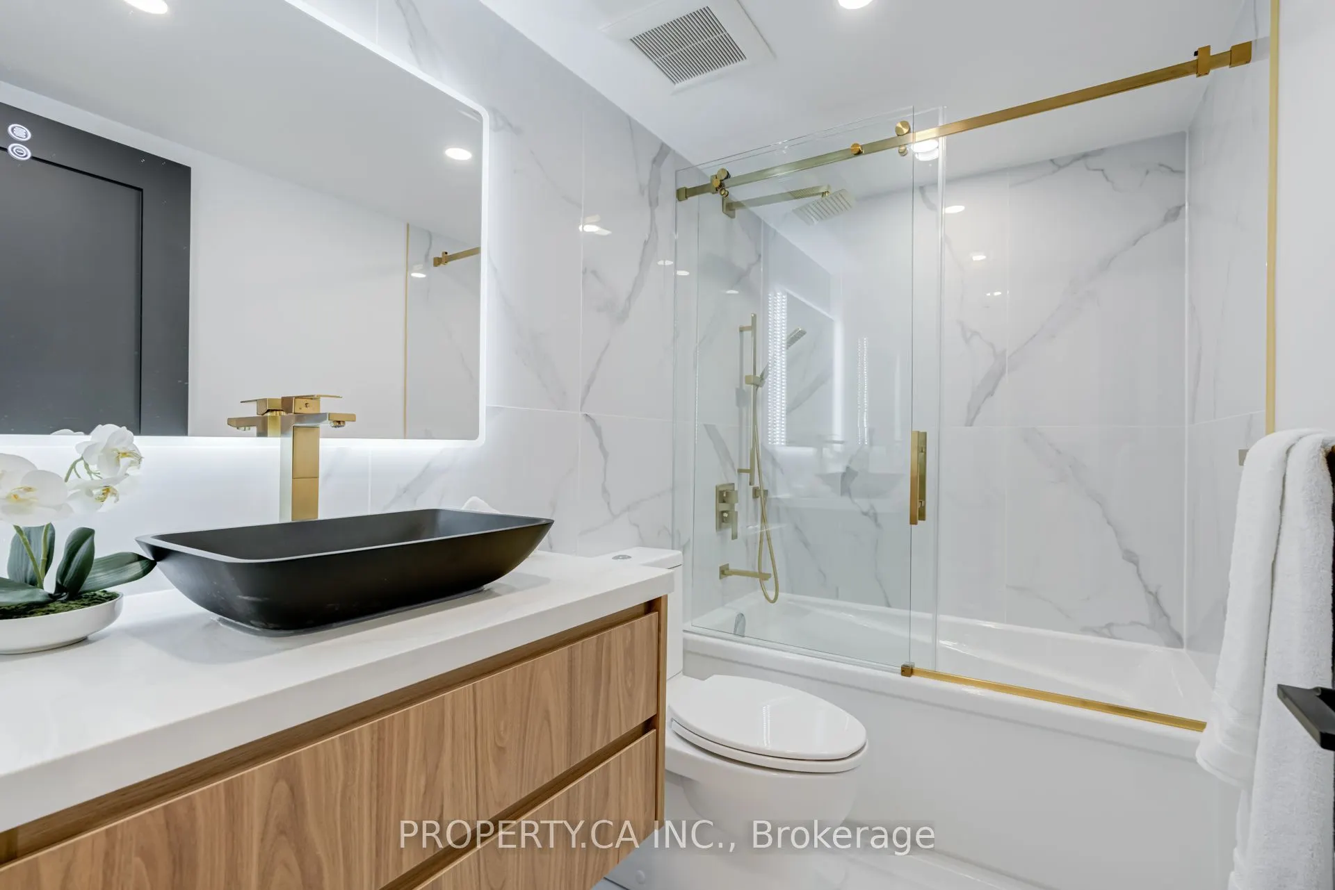 2175 Marine Drive, #306
