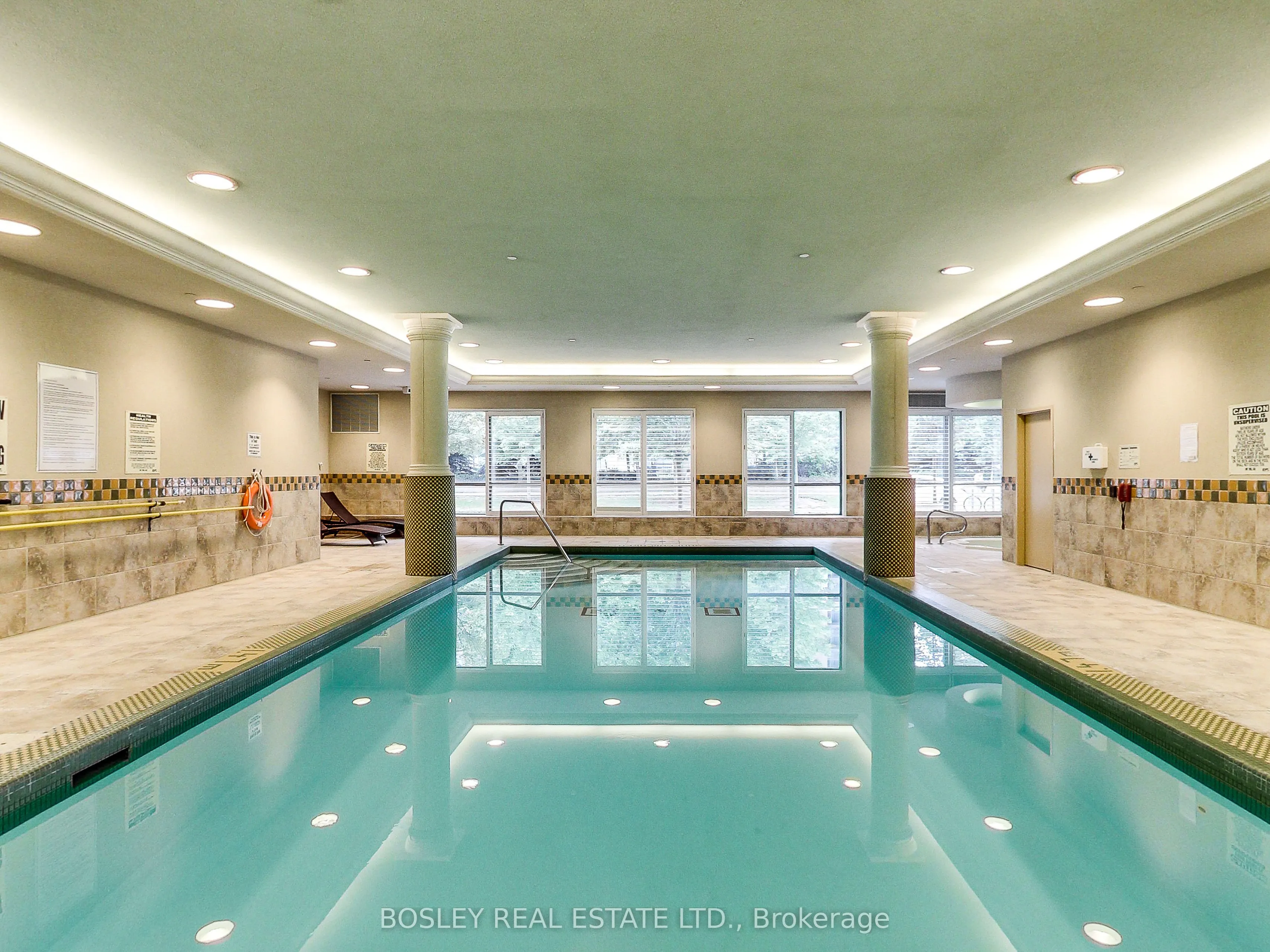 5229 Dundas Street W, #PH03